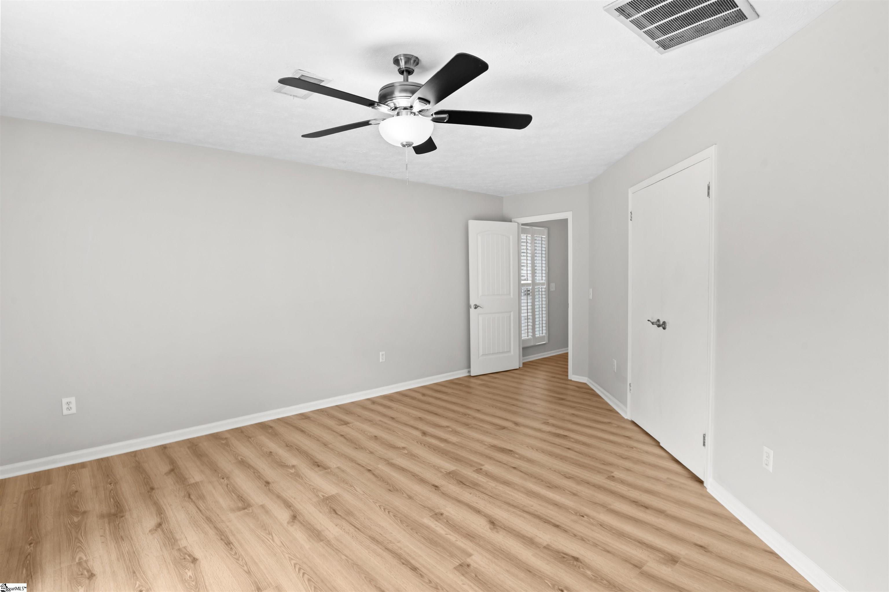114 Brookview Circle Property Photo 23