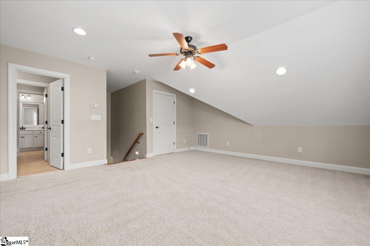 105 Lismore Street Property Photo 31