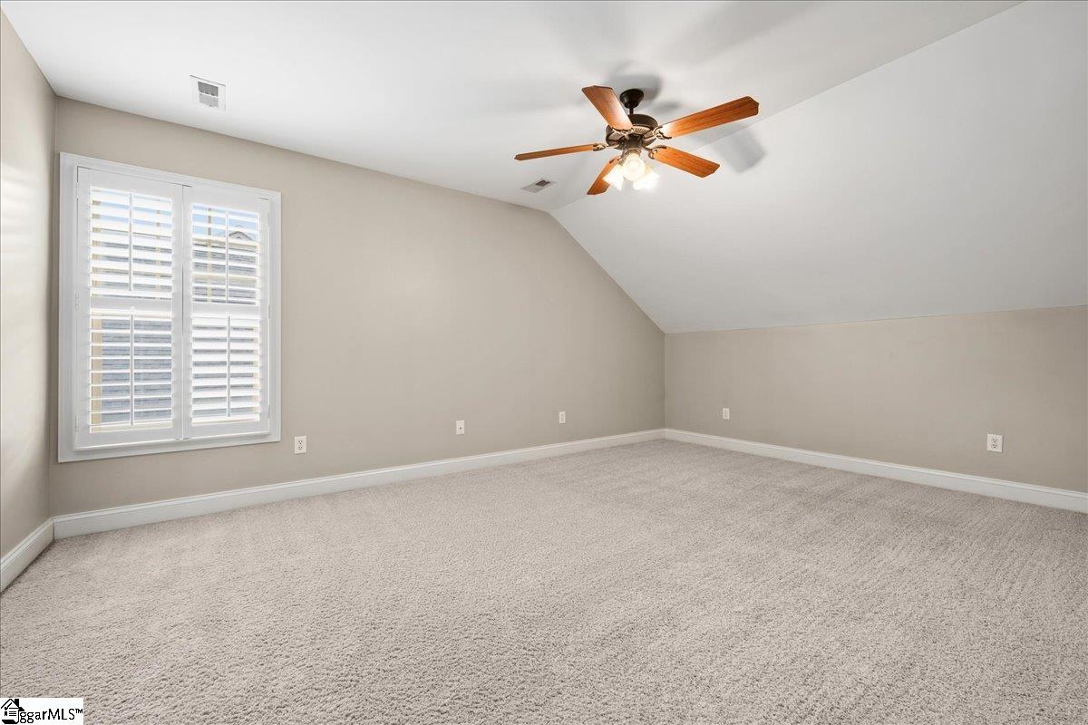 105 Lismore Street Property Photo 32