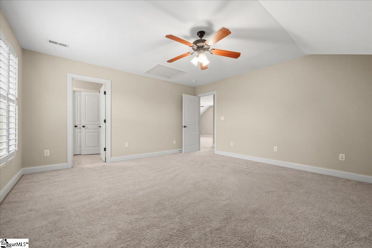 105 Lismore Street Property Photo 33