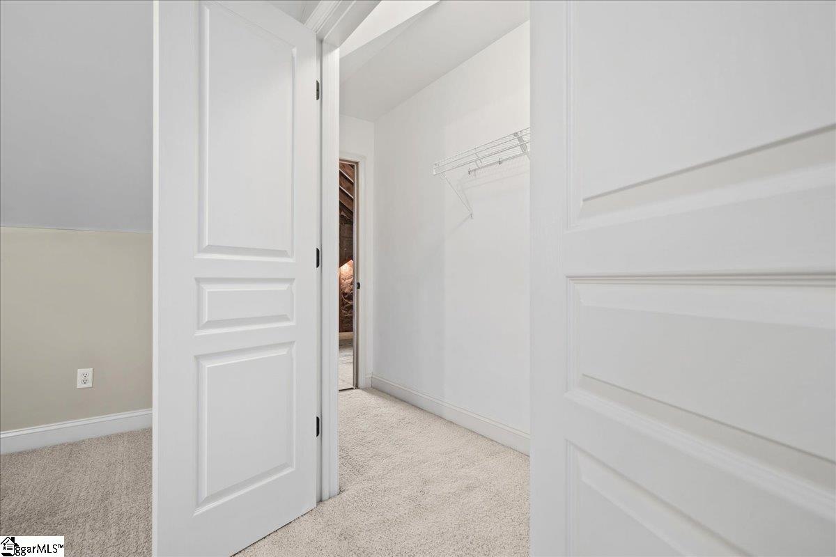 105 Lismore Street Property Photo 37