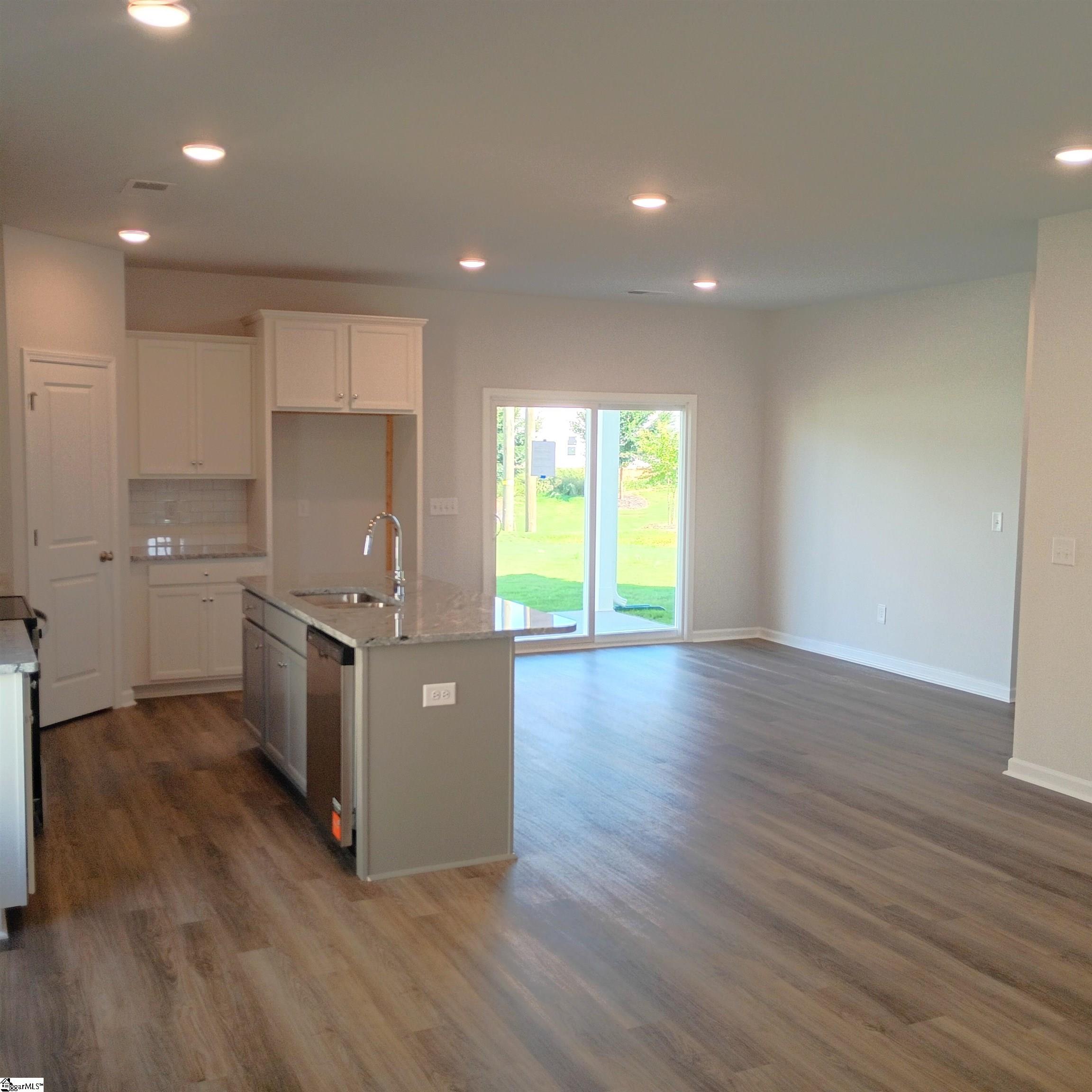 422 Wirthlan Lane Property Photo 7