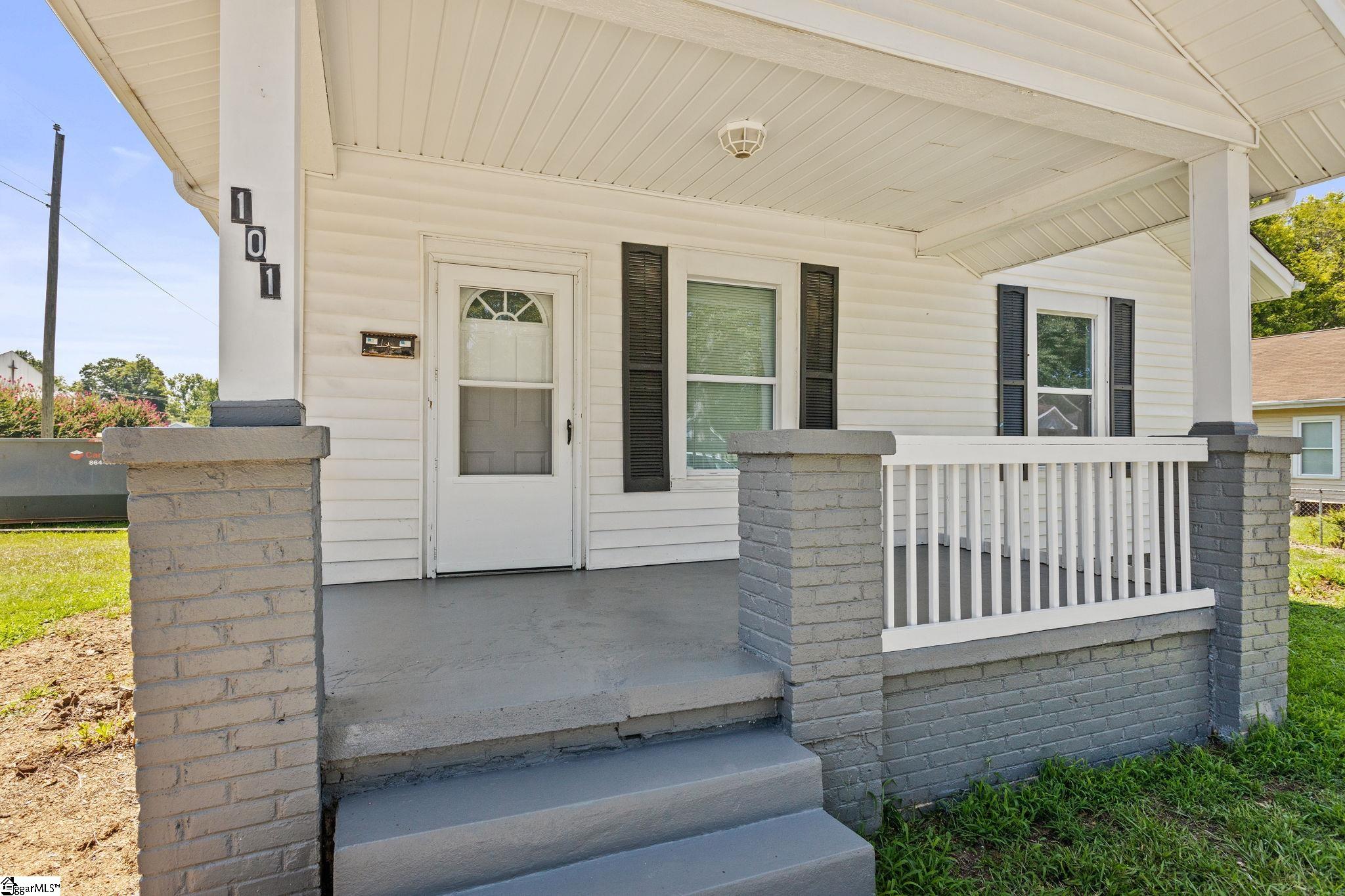 101 Gordon Street Property Photo 2