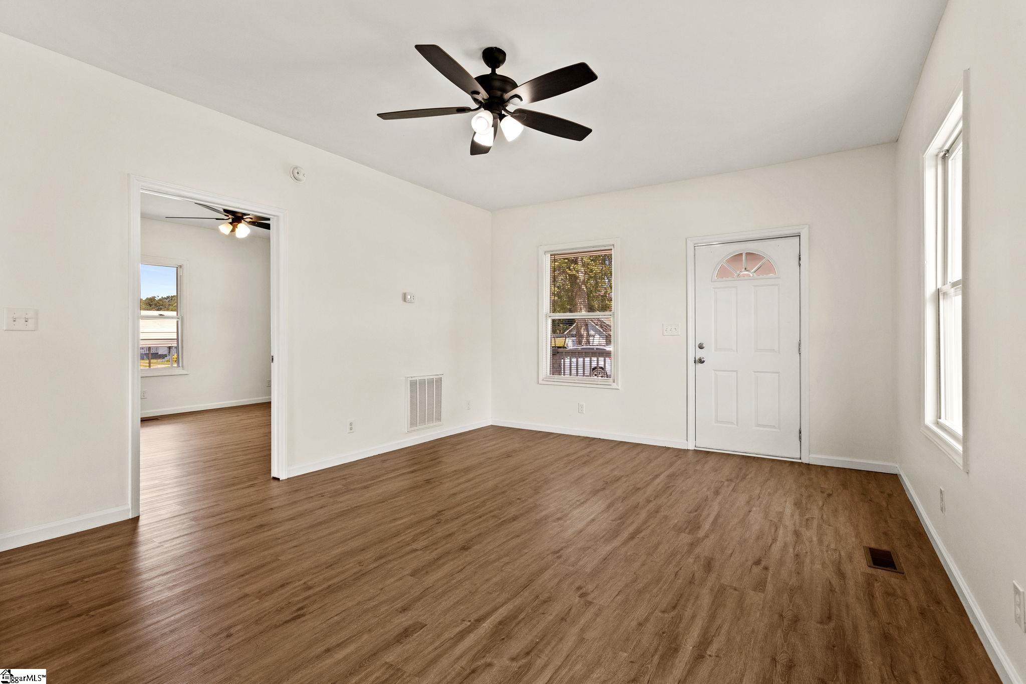 101 Gordon Street Property Photo 4