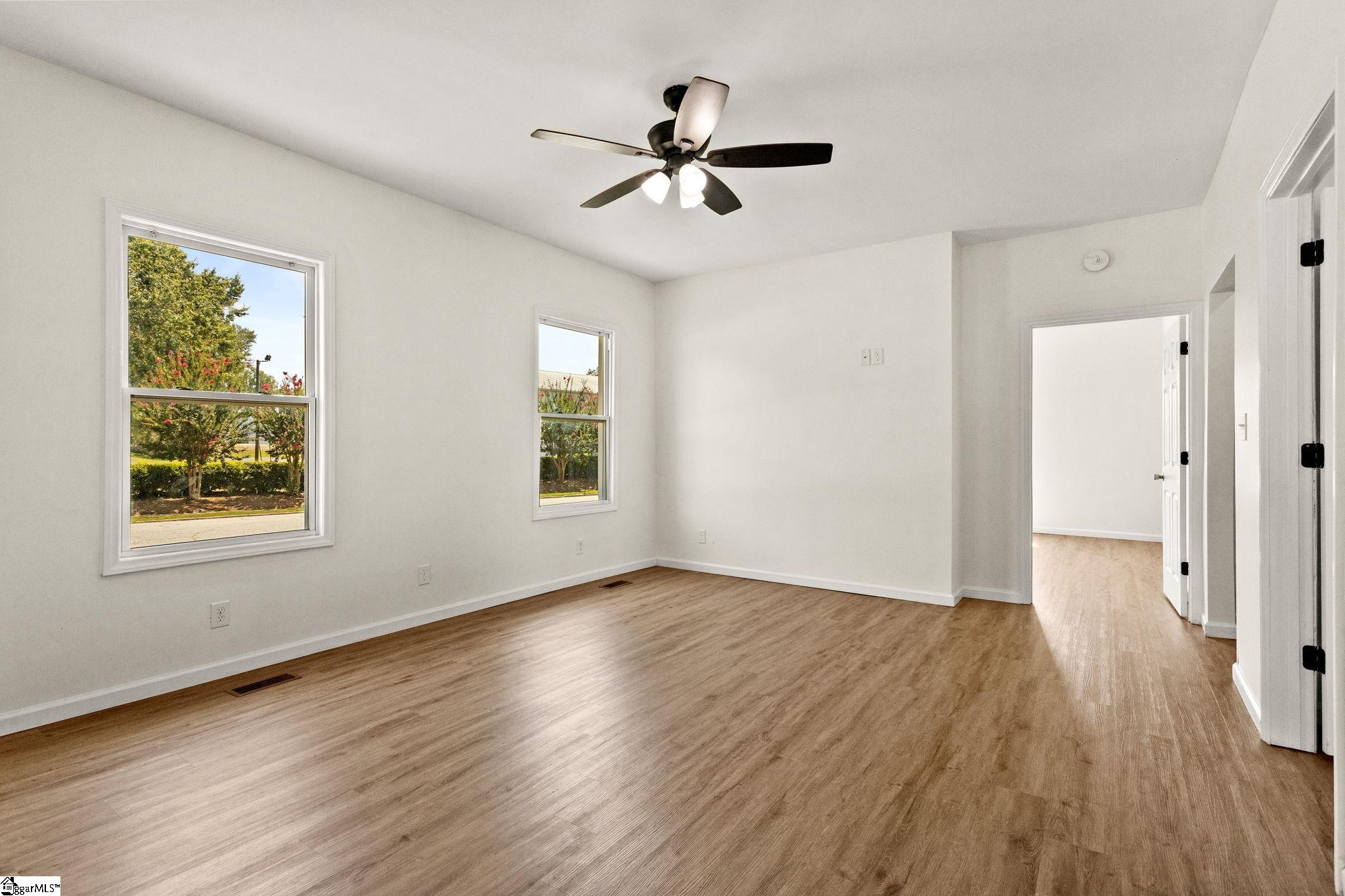 101 Gordon Street Property Photo 6