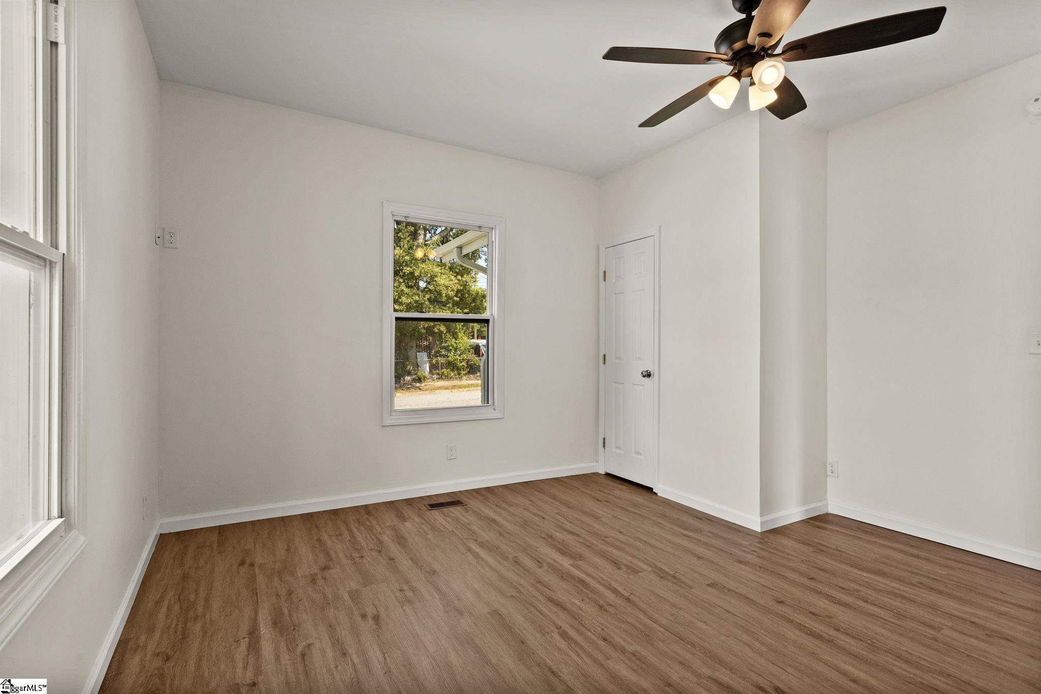 101 Gordon Street Property Photo 9