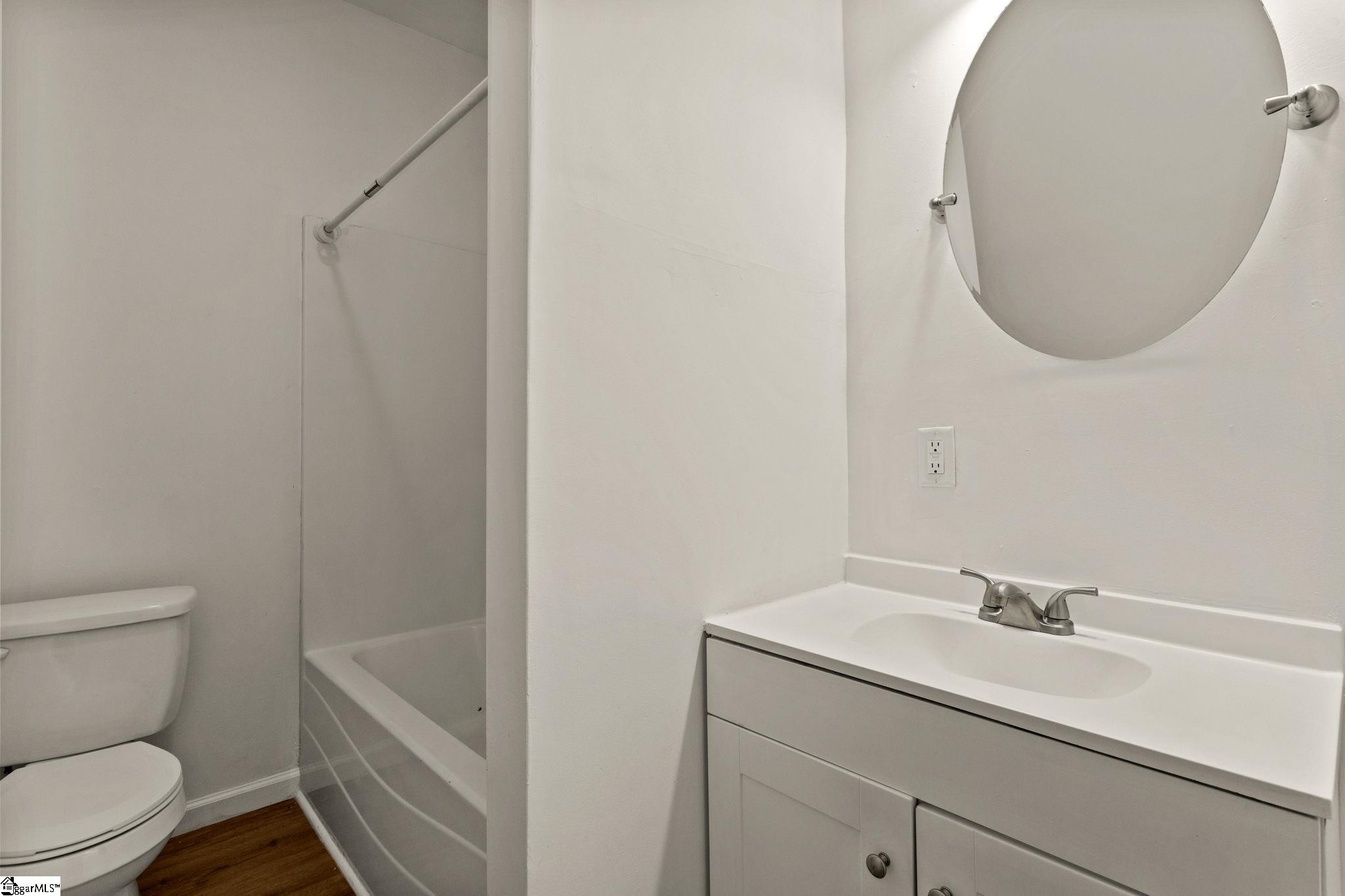 101 Gordon Street Property Photo 12