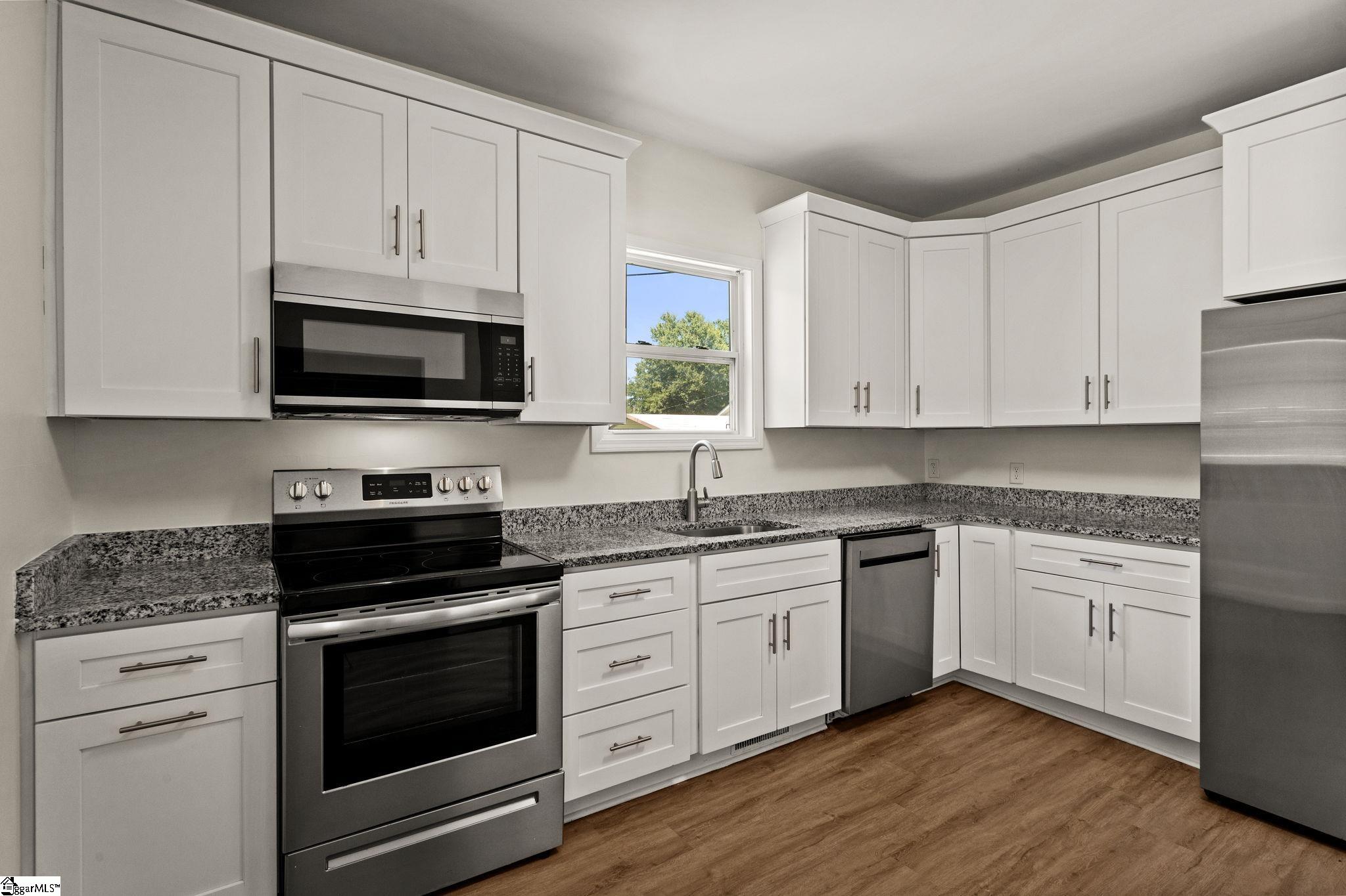 101 Gordon Street Property Photo 15