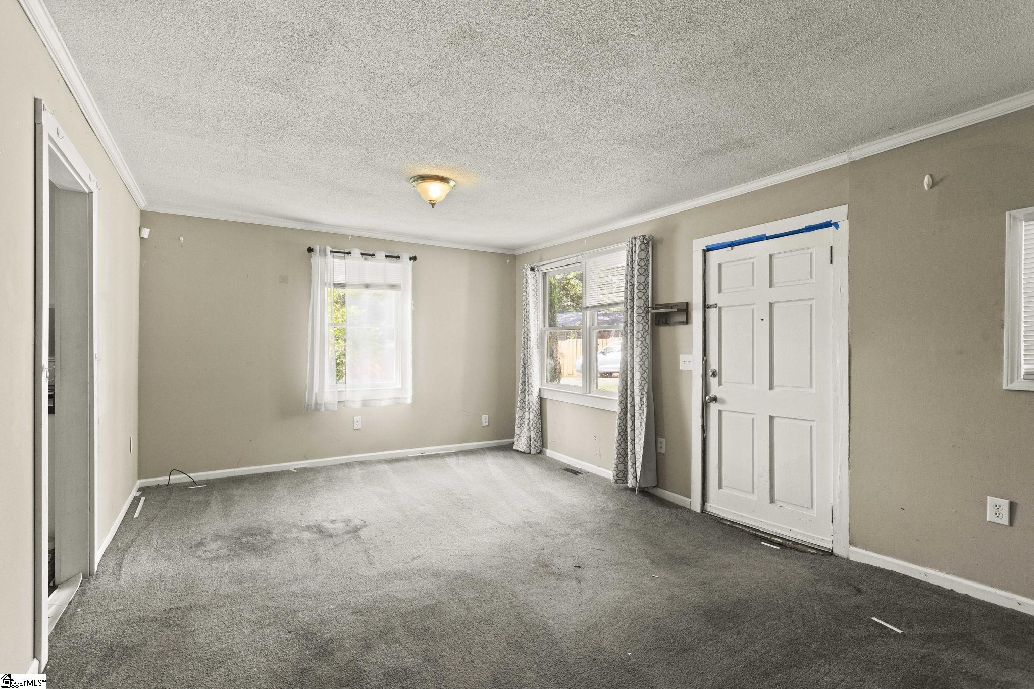 23 Black Street Property Photo 5