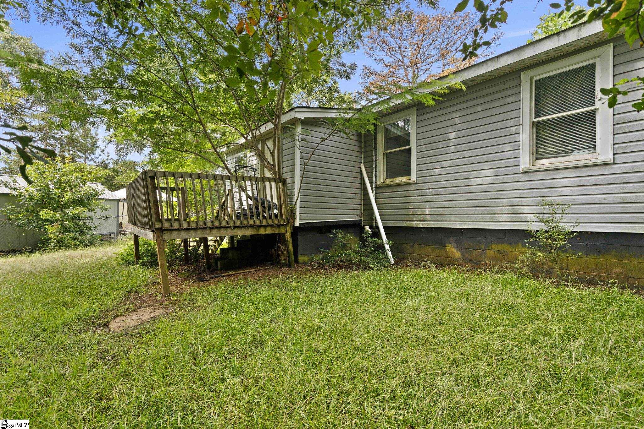 23 Black Street Property Photo 18