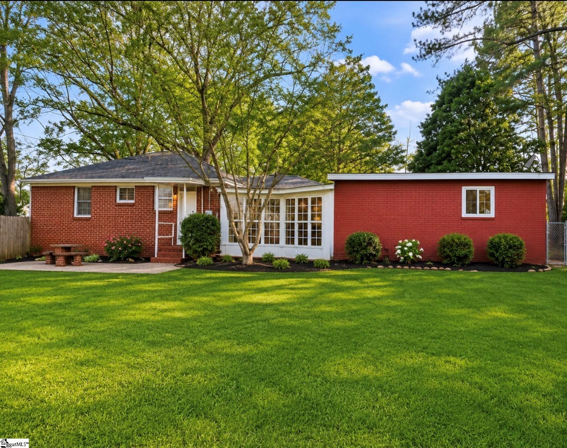 34 Ridgeway Drive Property Photo 2
