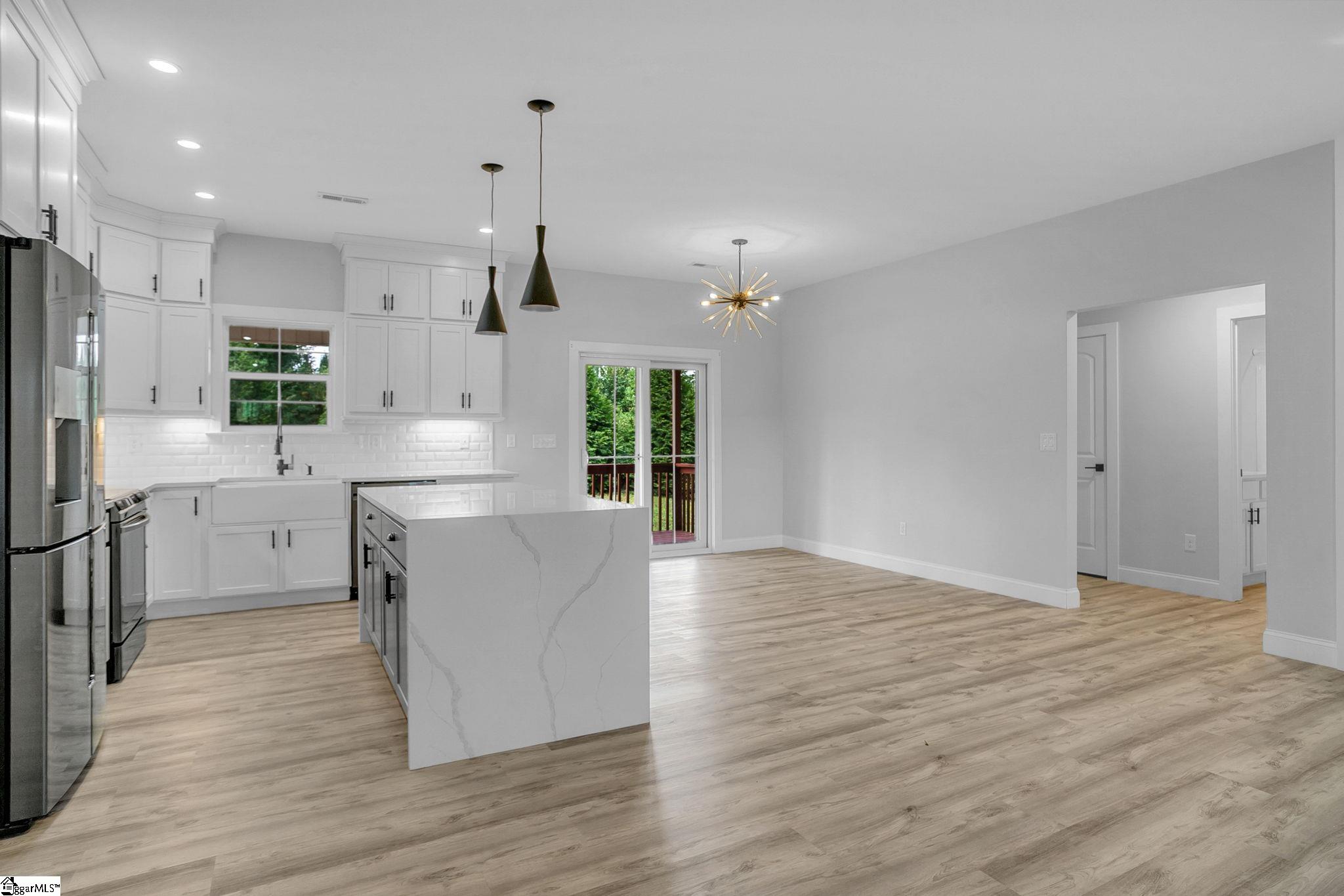 27 Carriage Drive Property Photo 10