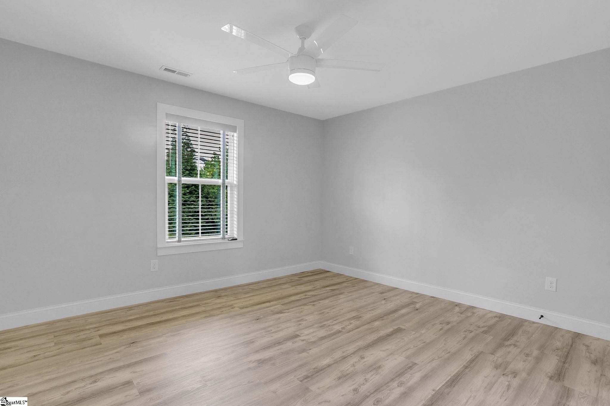 27 Carriage Drive Property Photo 18