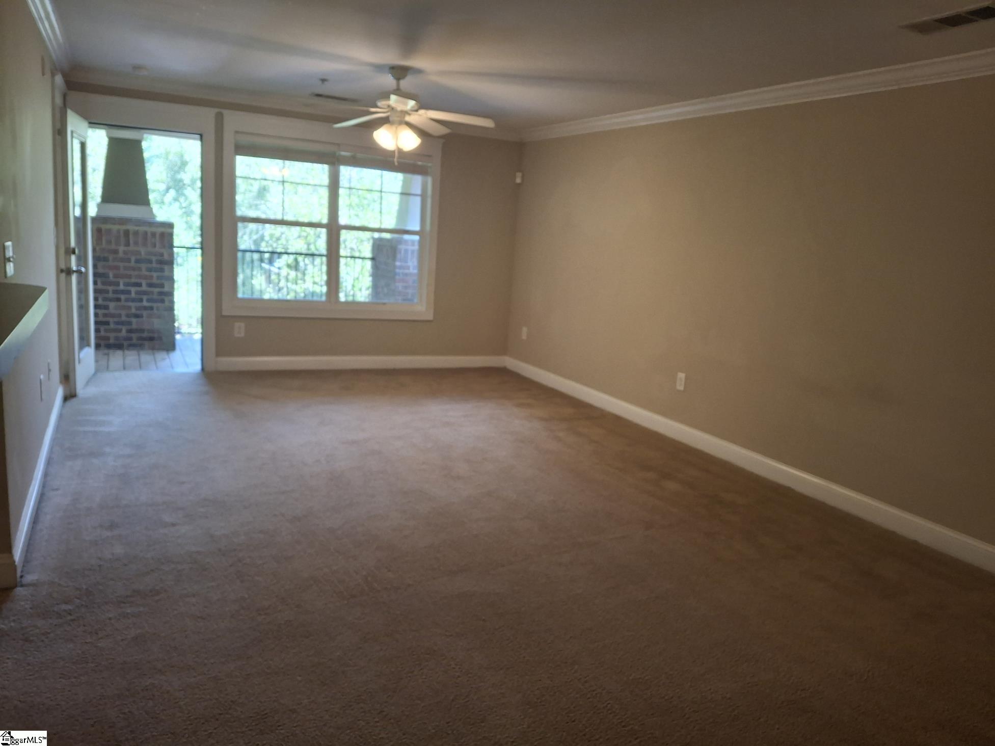 833 Old Greenville Highway Property Photo 7