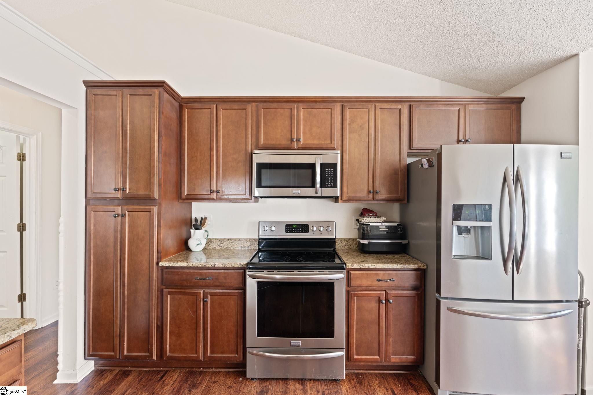5 Raintree Cove Drive Property Photo 11