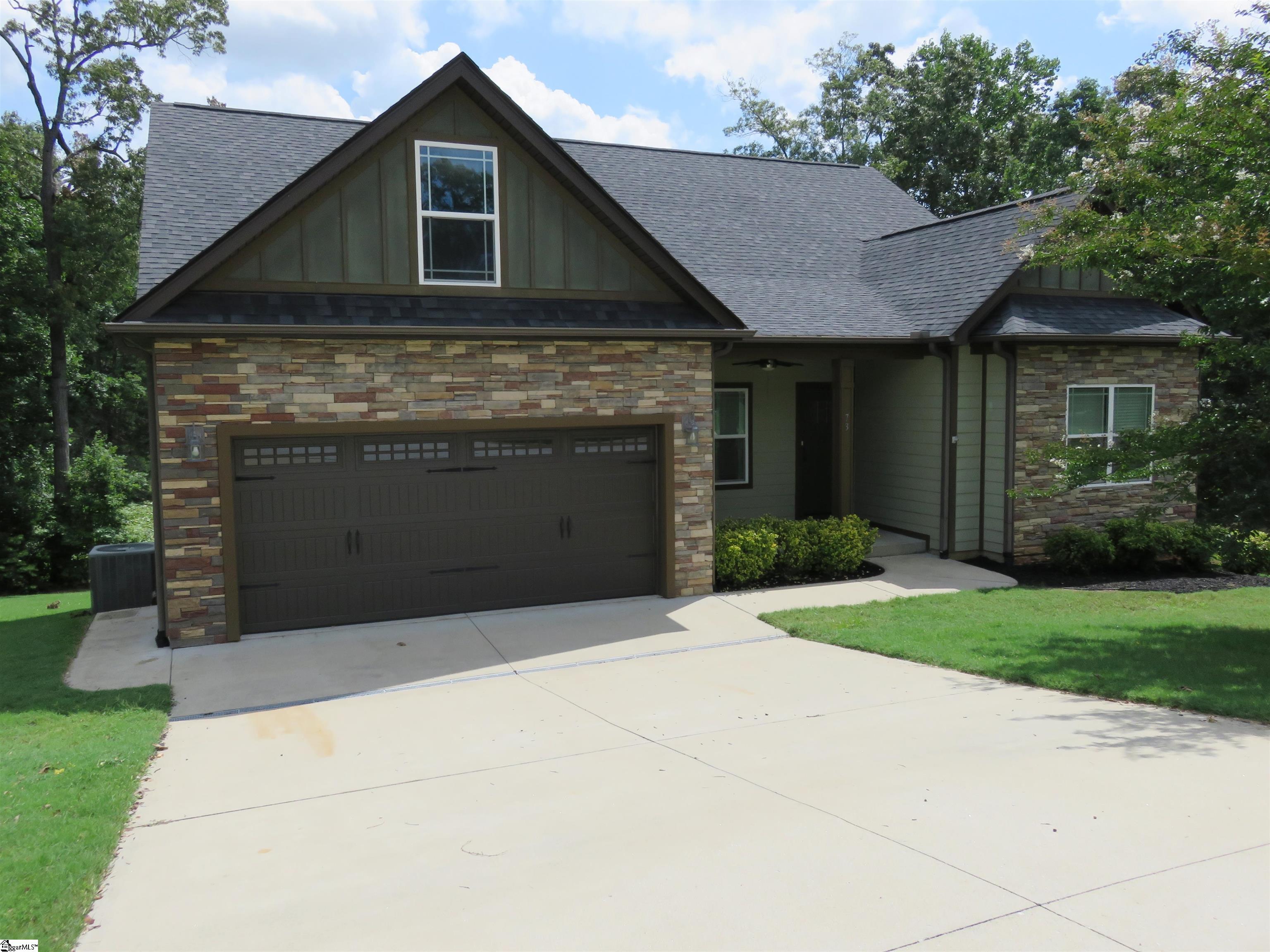 73 Lebanon Court Property Photo 2