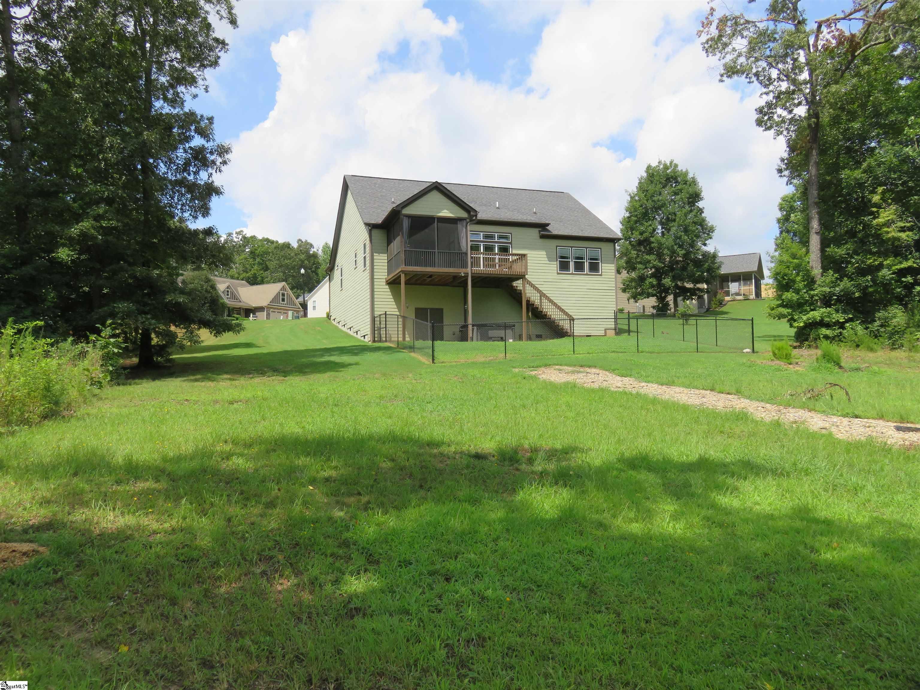 73 Lebanon Court Property Photo 32