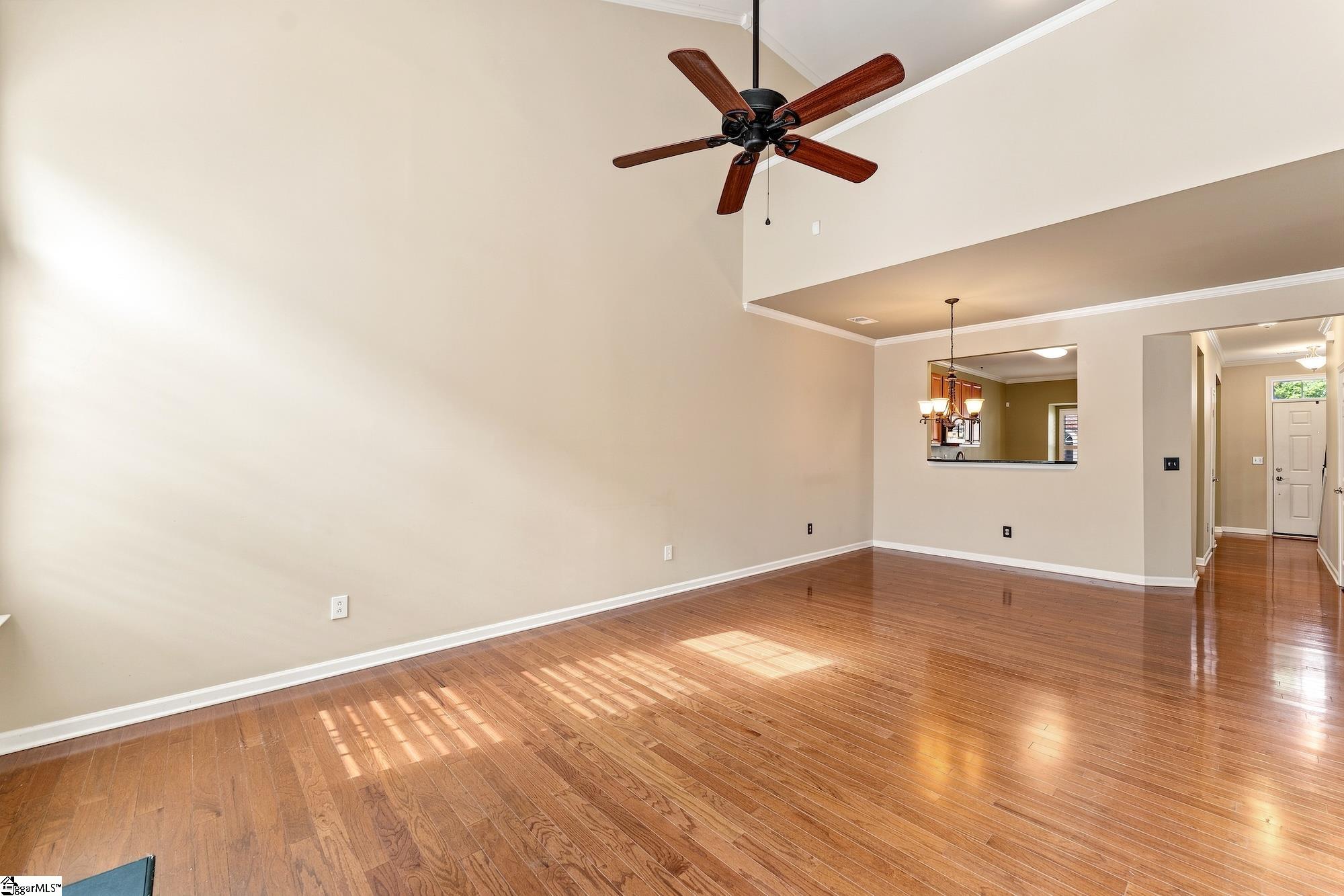 419 Cedar Pines Drive Property Photo 10