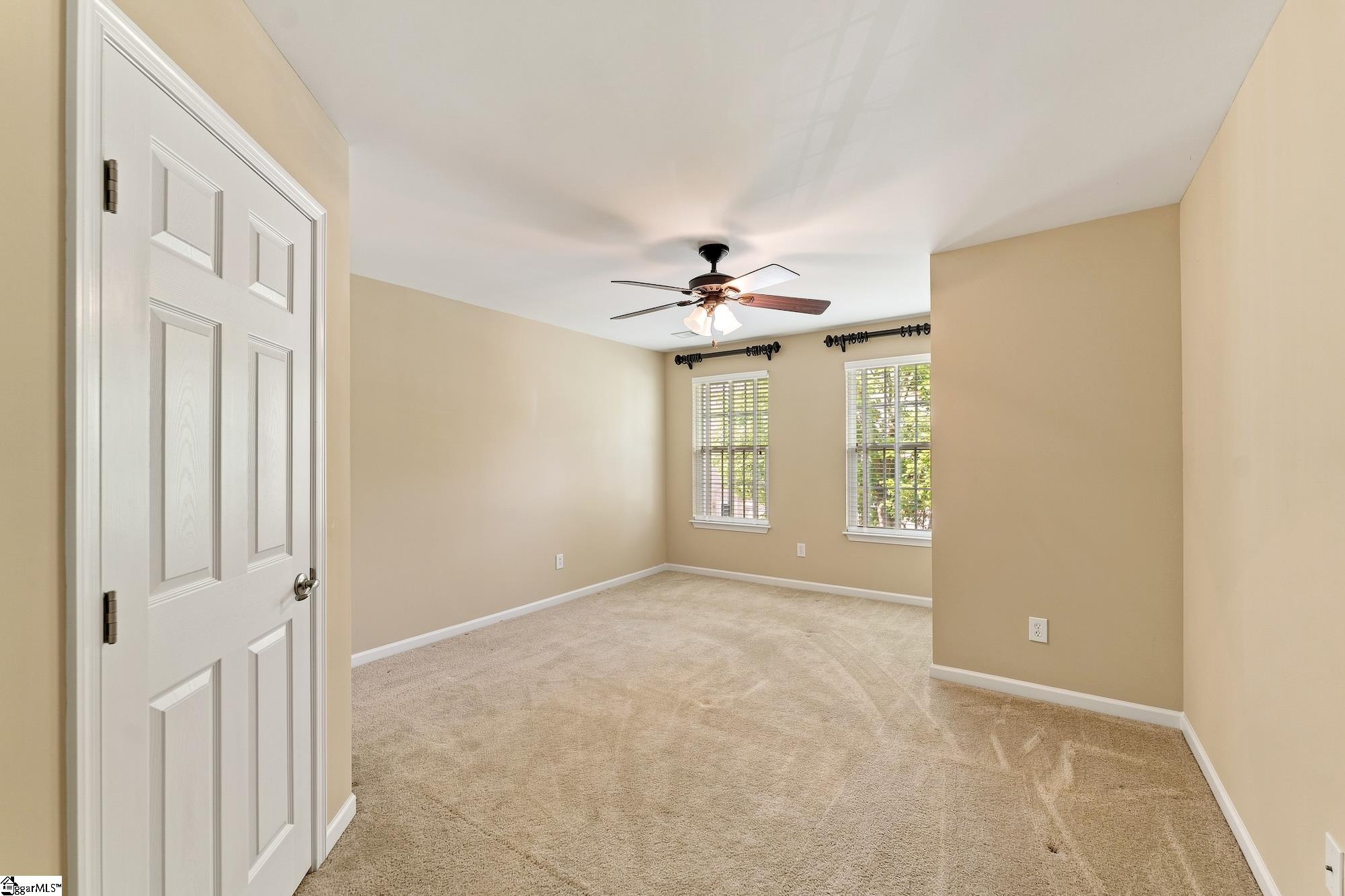 419 Cedar Pines Drive Property Photo 21