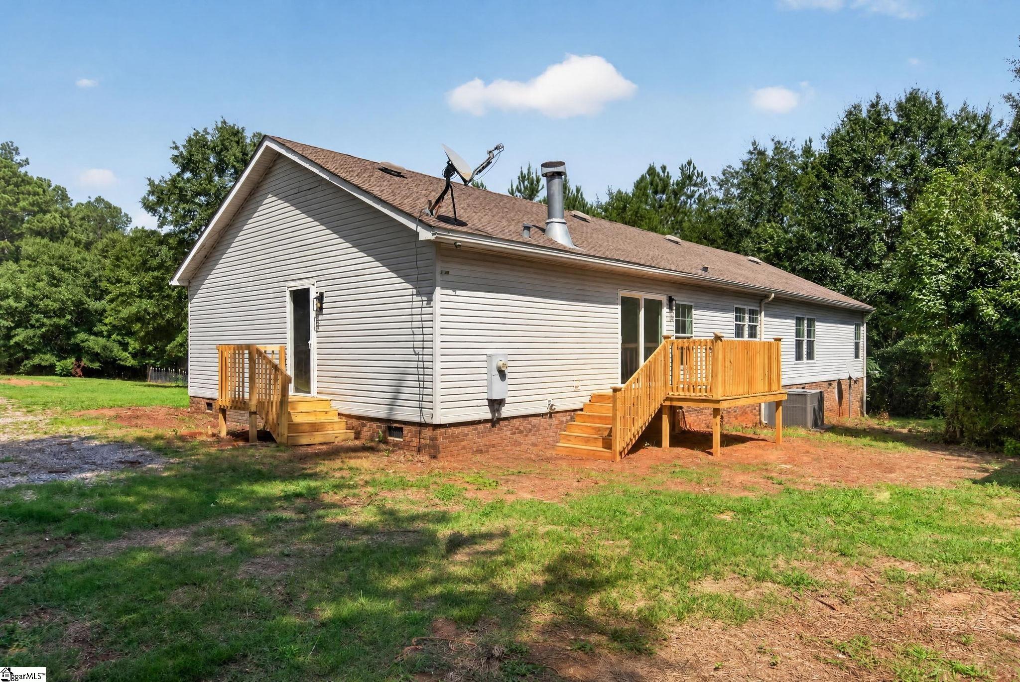 2116 Blackstock Road Property Photo 2