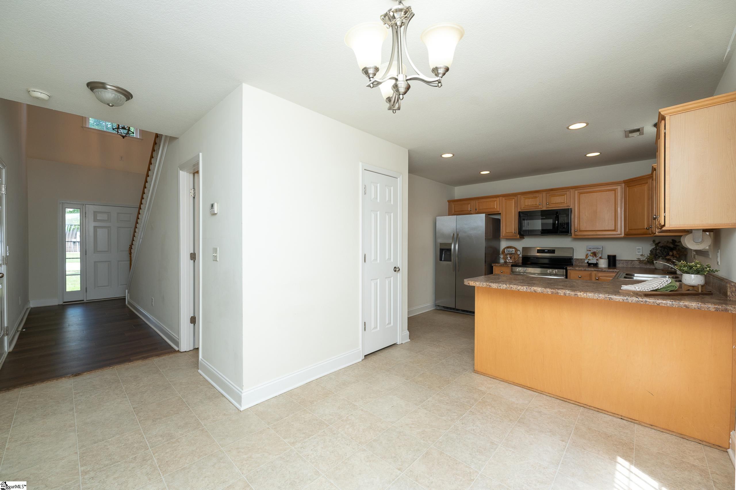 110 Redstem Drive Property Photo 12