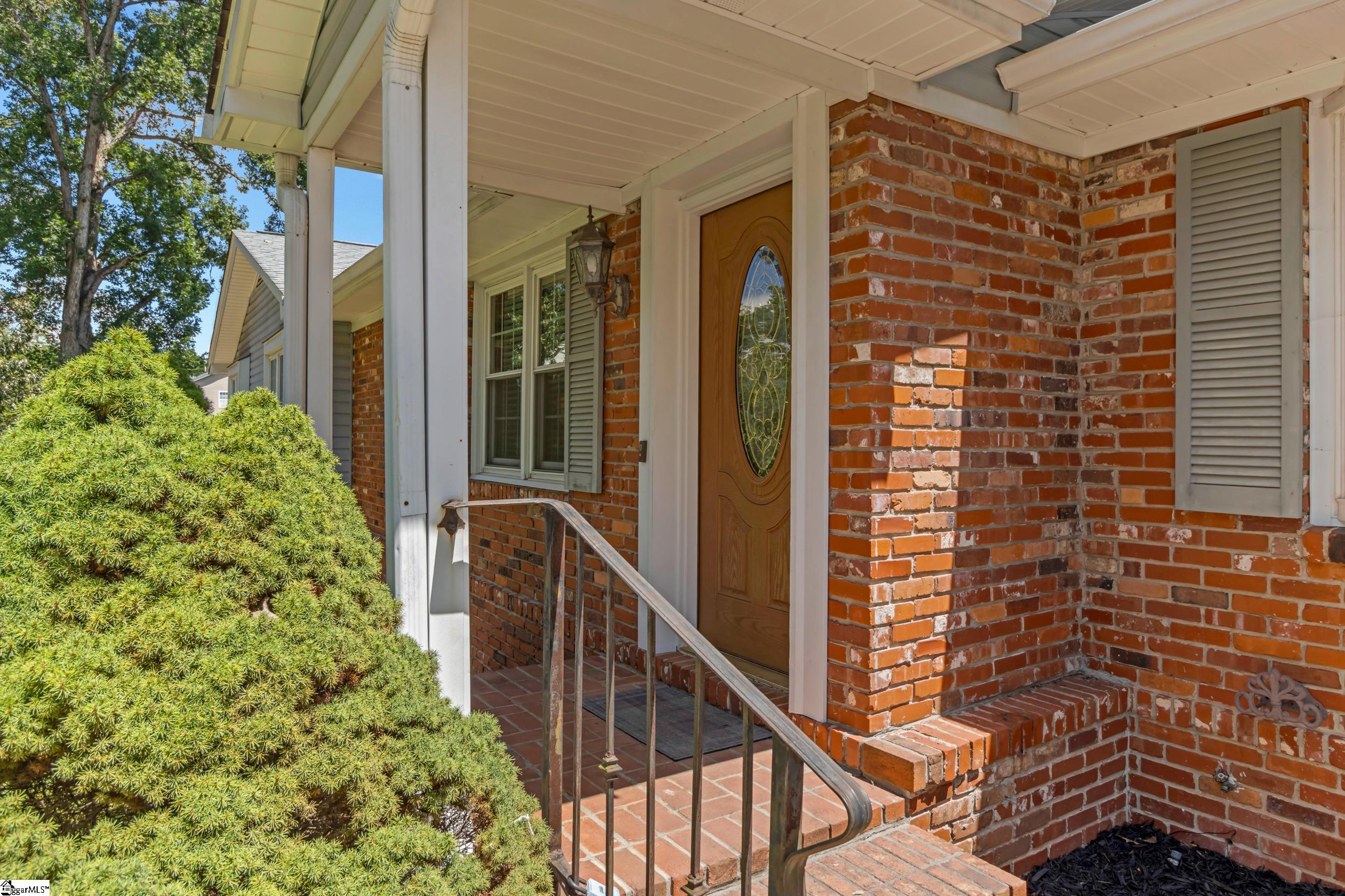 17 Zelma Drive Property Photo 4