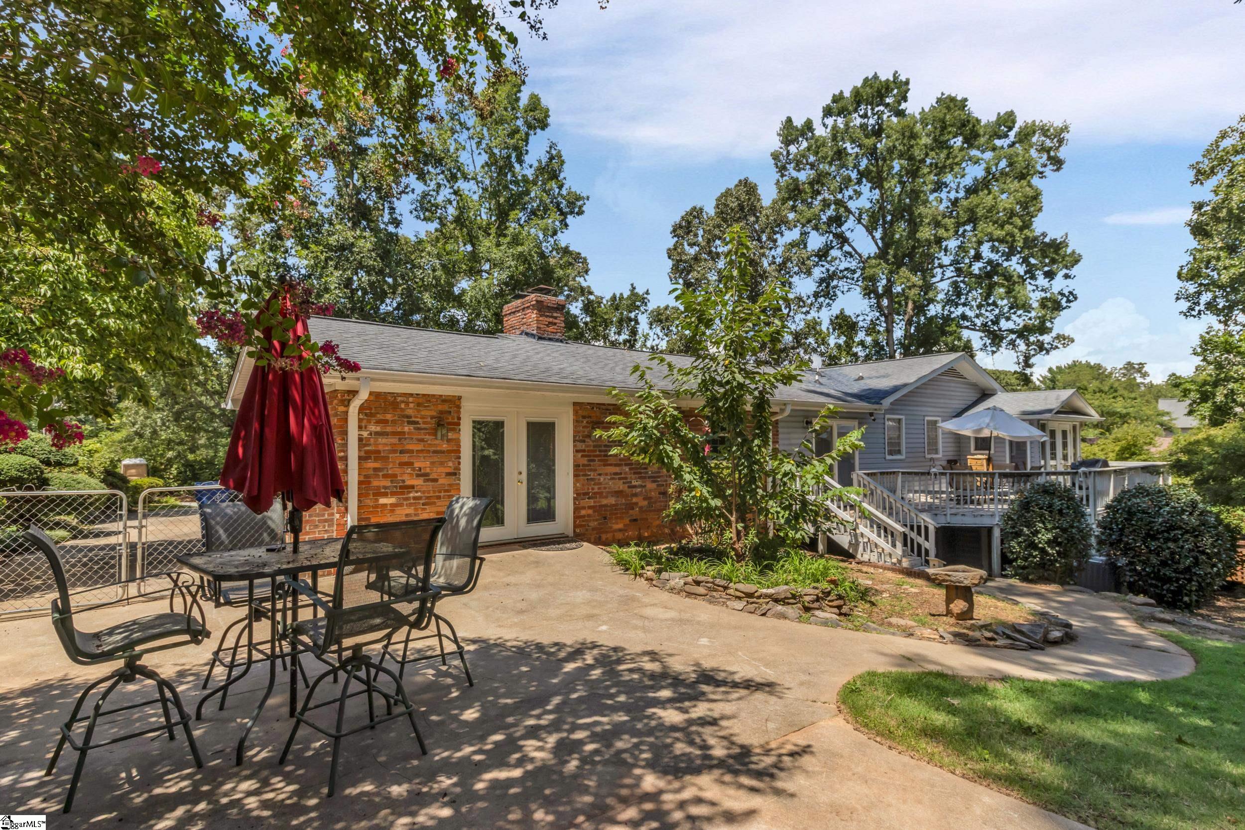 17 Zelma Drive Property Photo 37