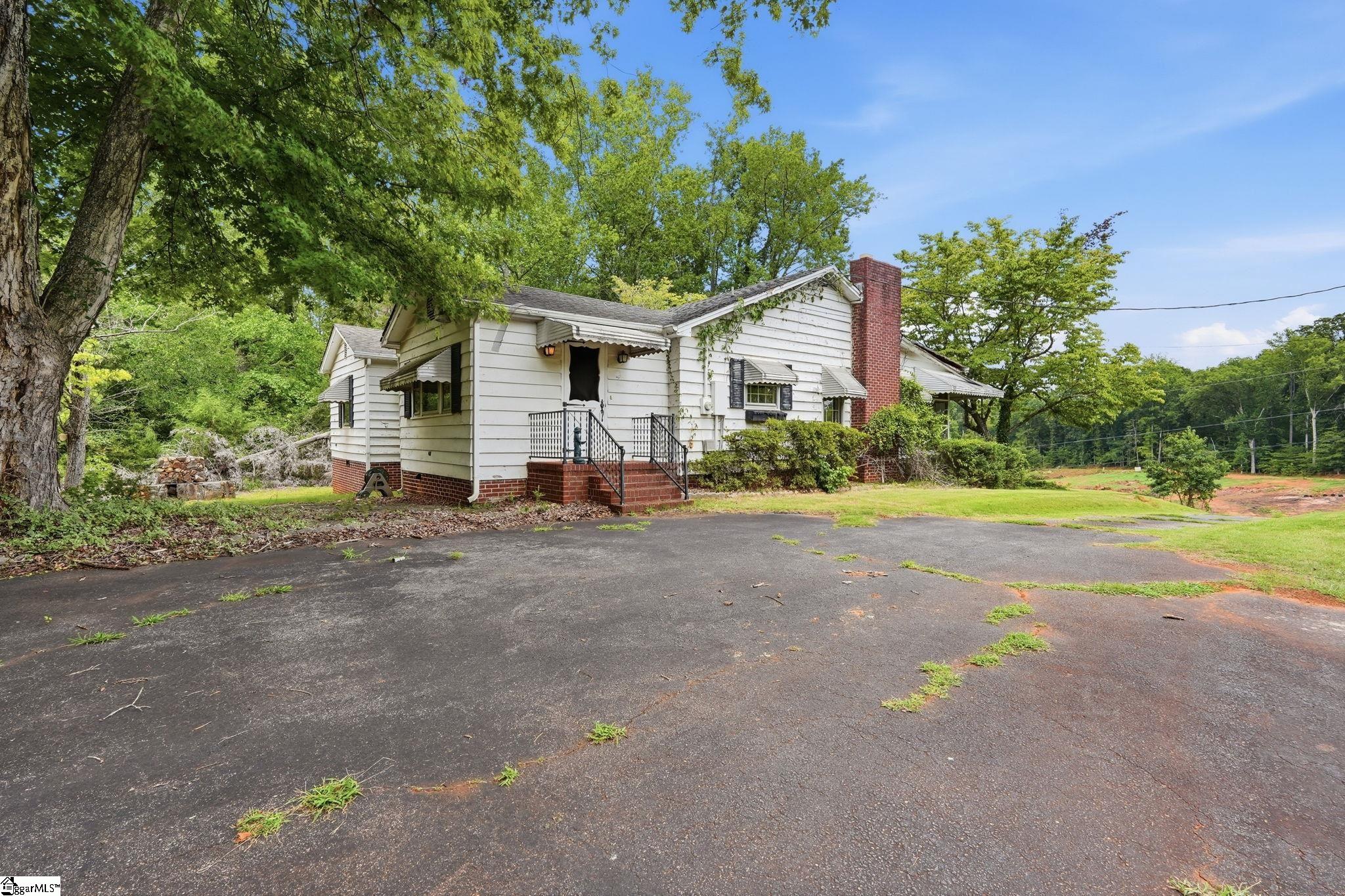 1600308 Property Photo 19