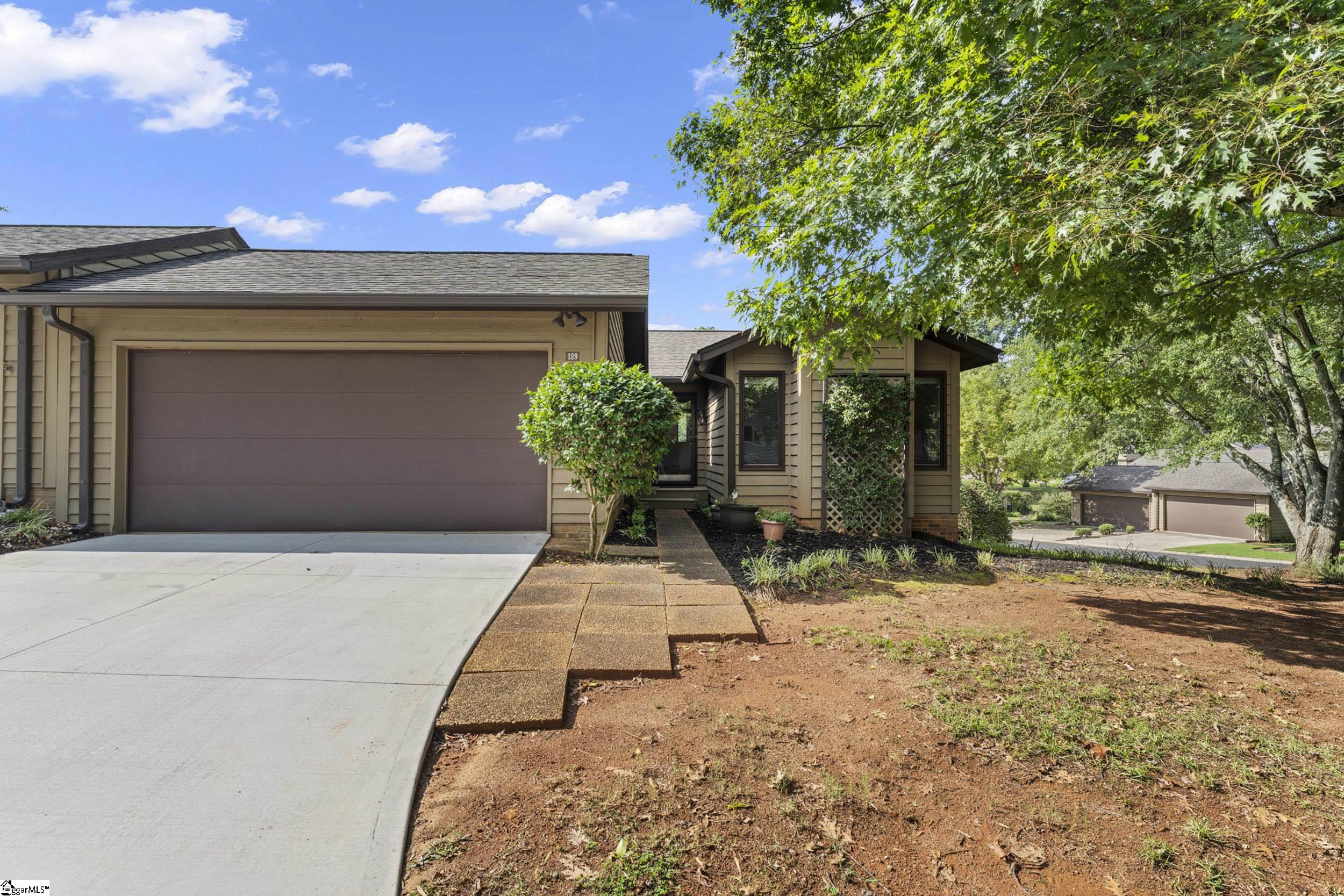 129 Tanager Circle Property Photo 1