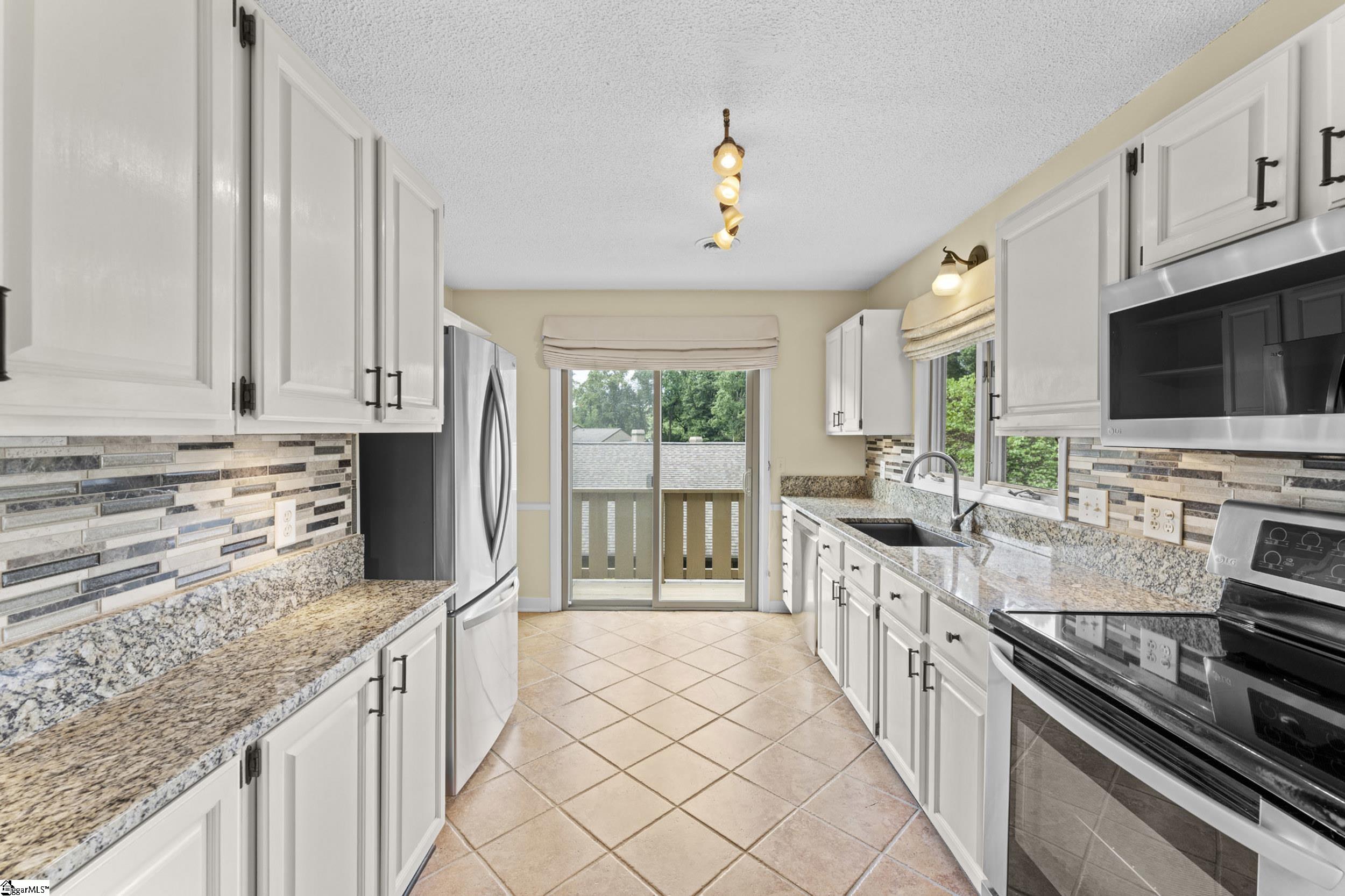 129 Tanager Circle Property Photo 12
