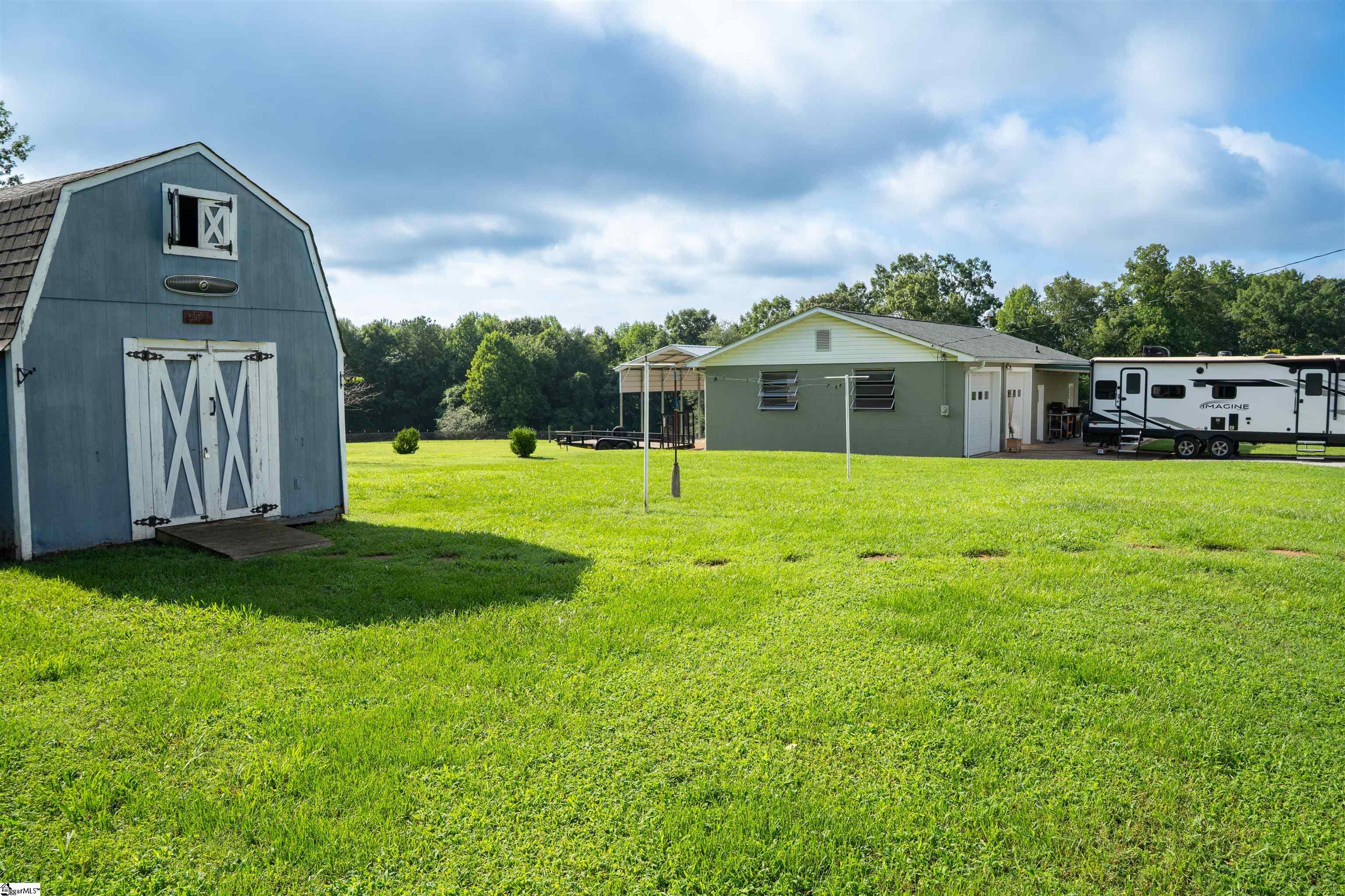 609 S Georgia Avenue Property Photo 4