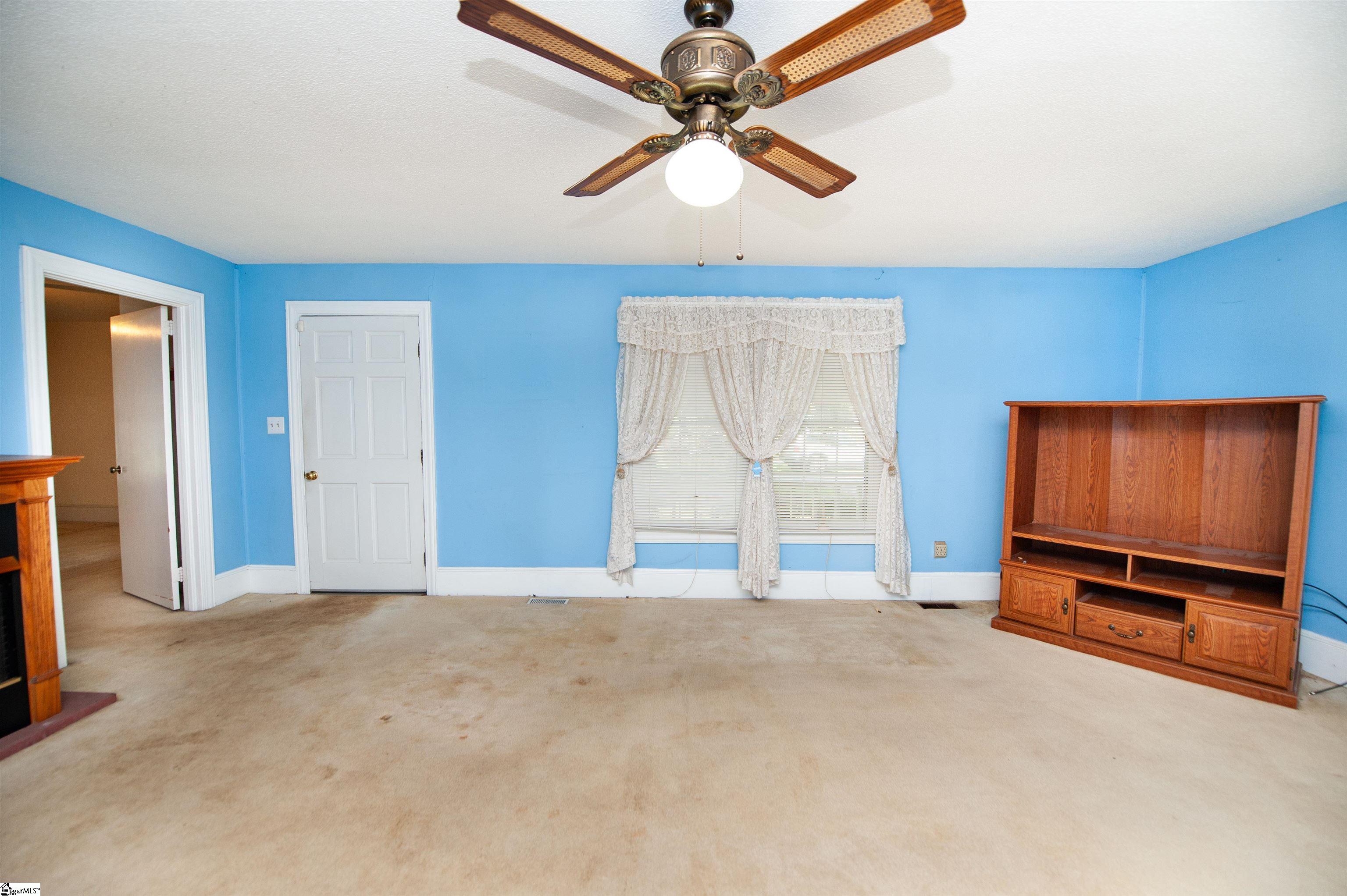 609 S Georgia Avenue Property Photo 5