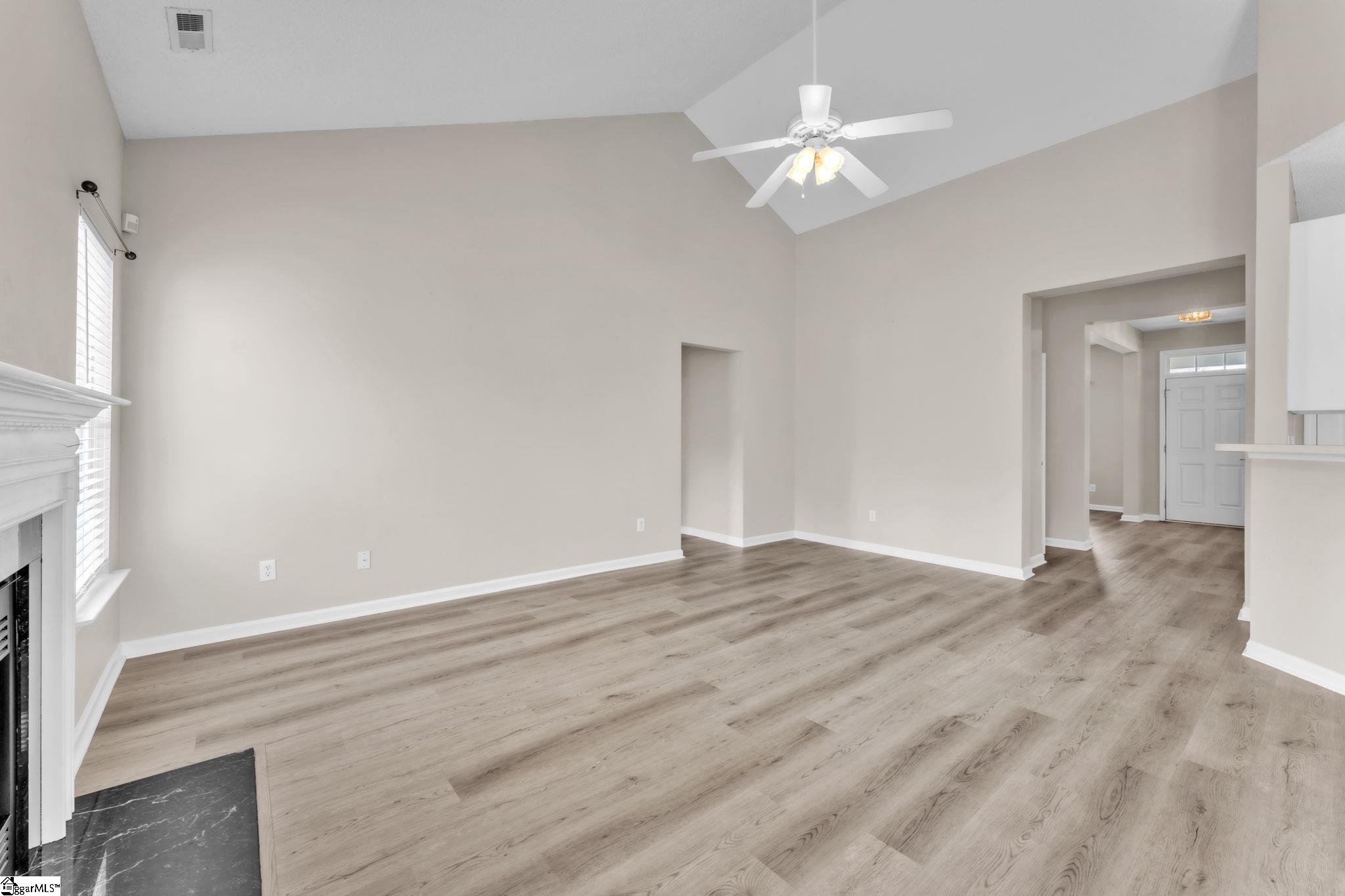 201 N Orchard Farms Avenue Property Photo 7