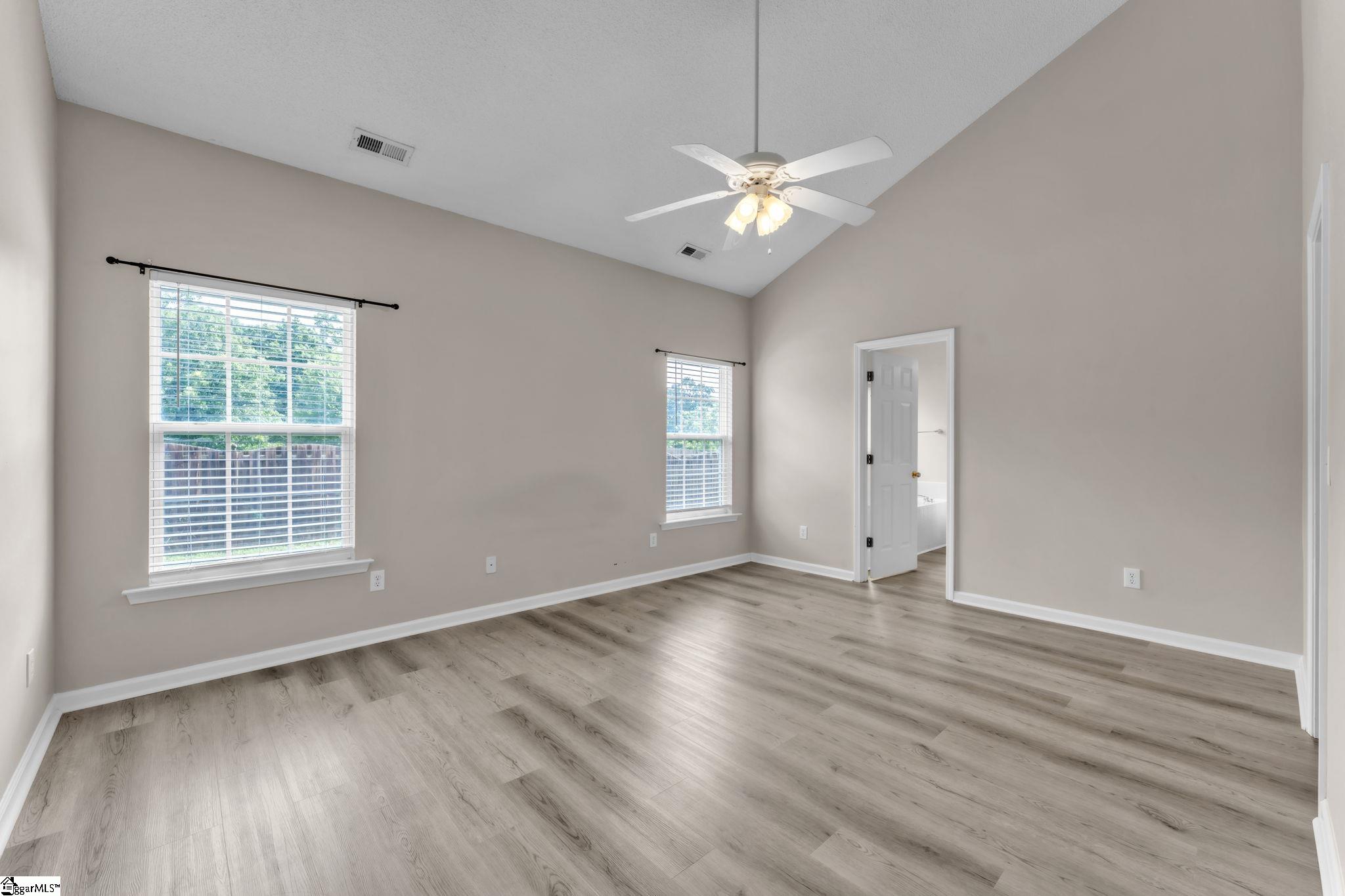 201 N Orchard Farms Avenue Property Photo 14