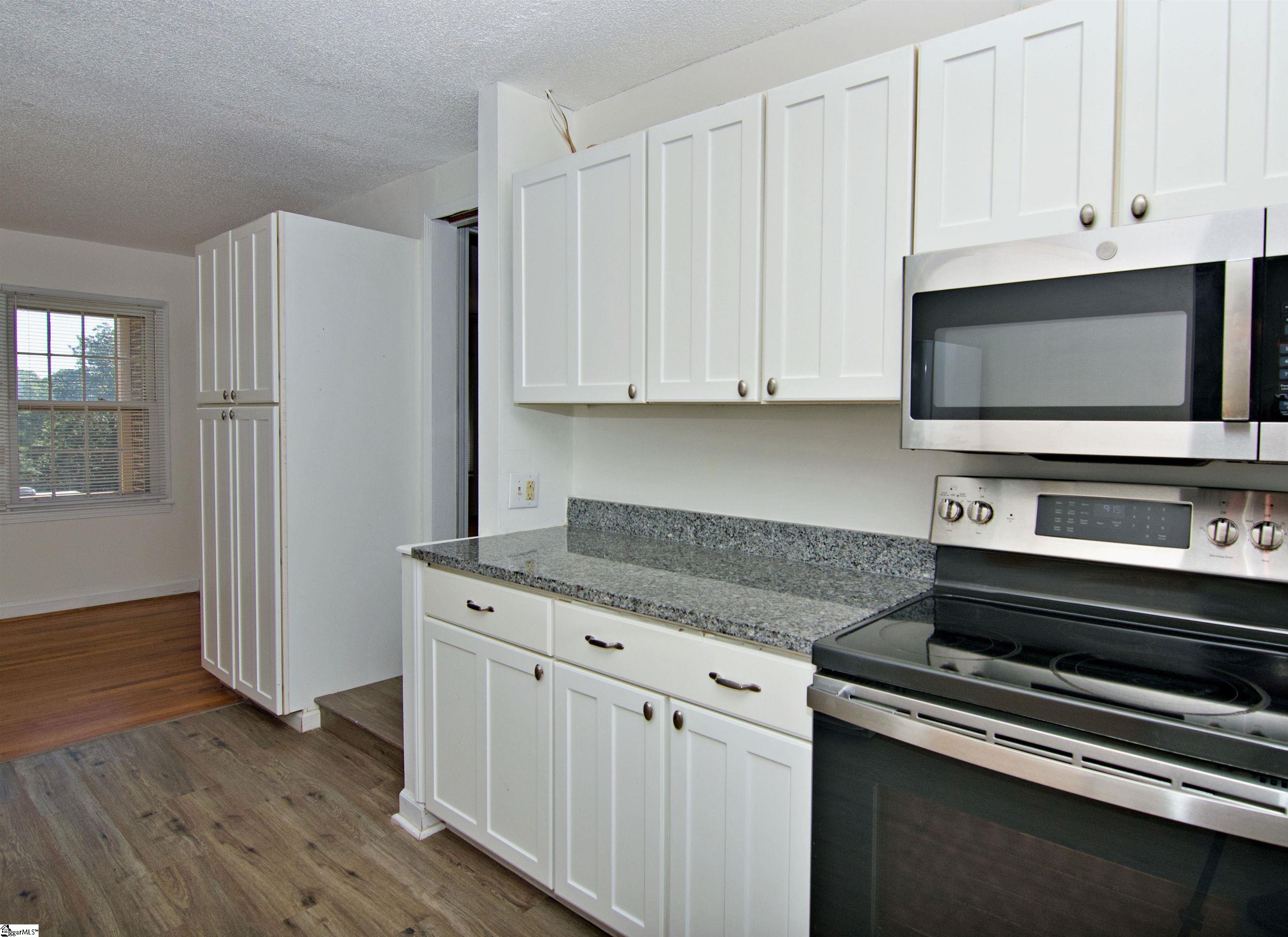 102 Broad Street Property Photo 11