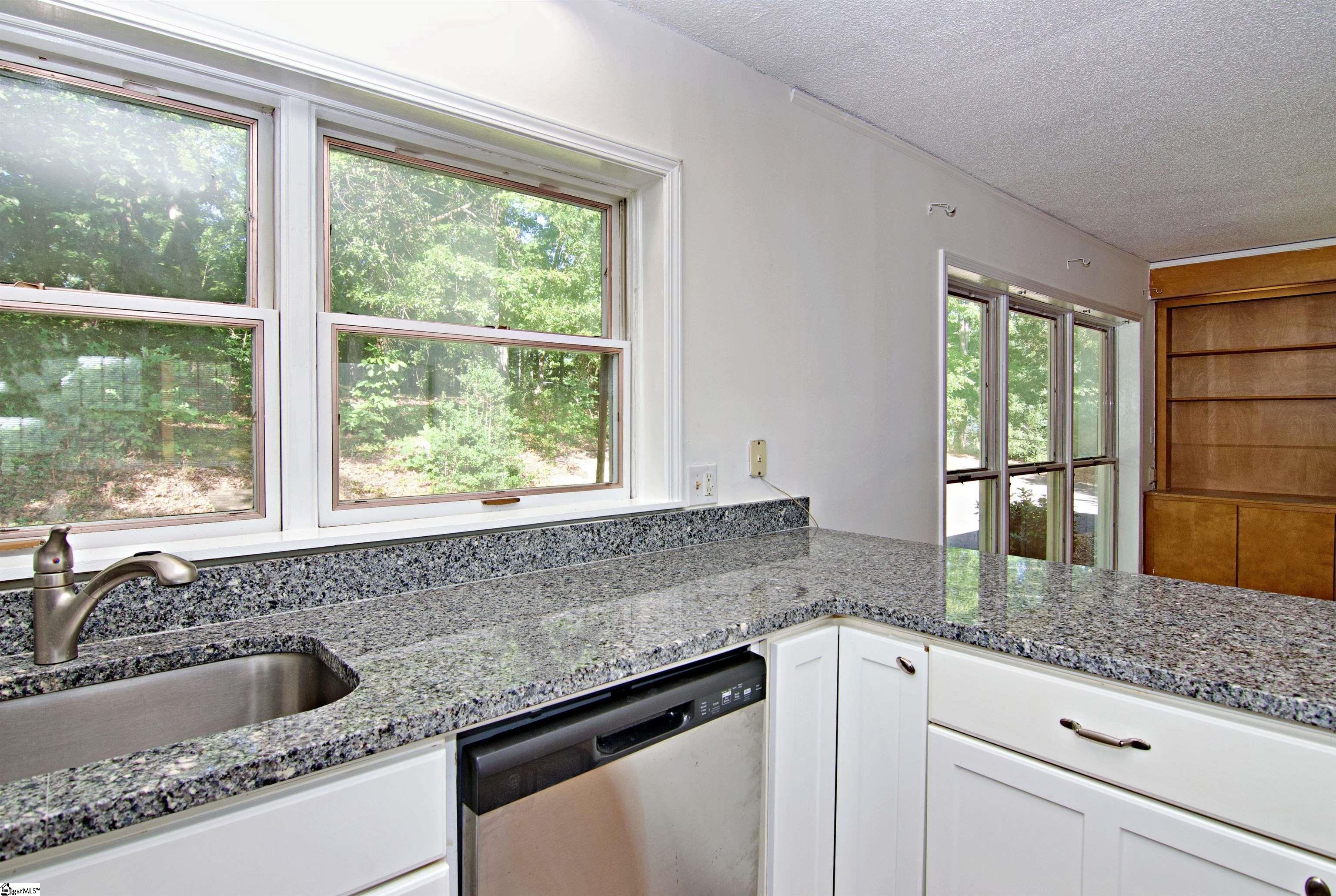 102 Broad Street Property Photo 12