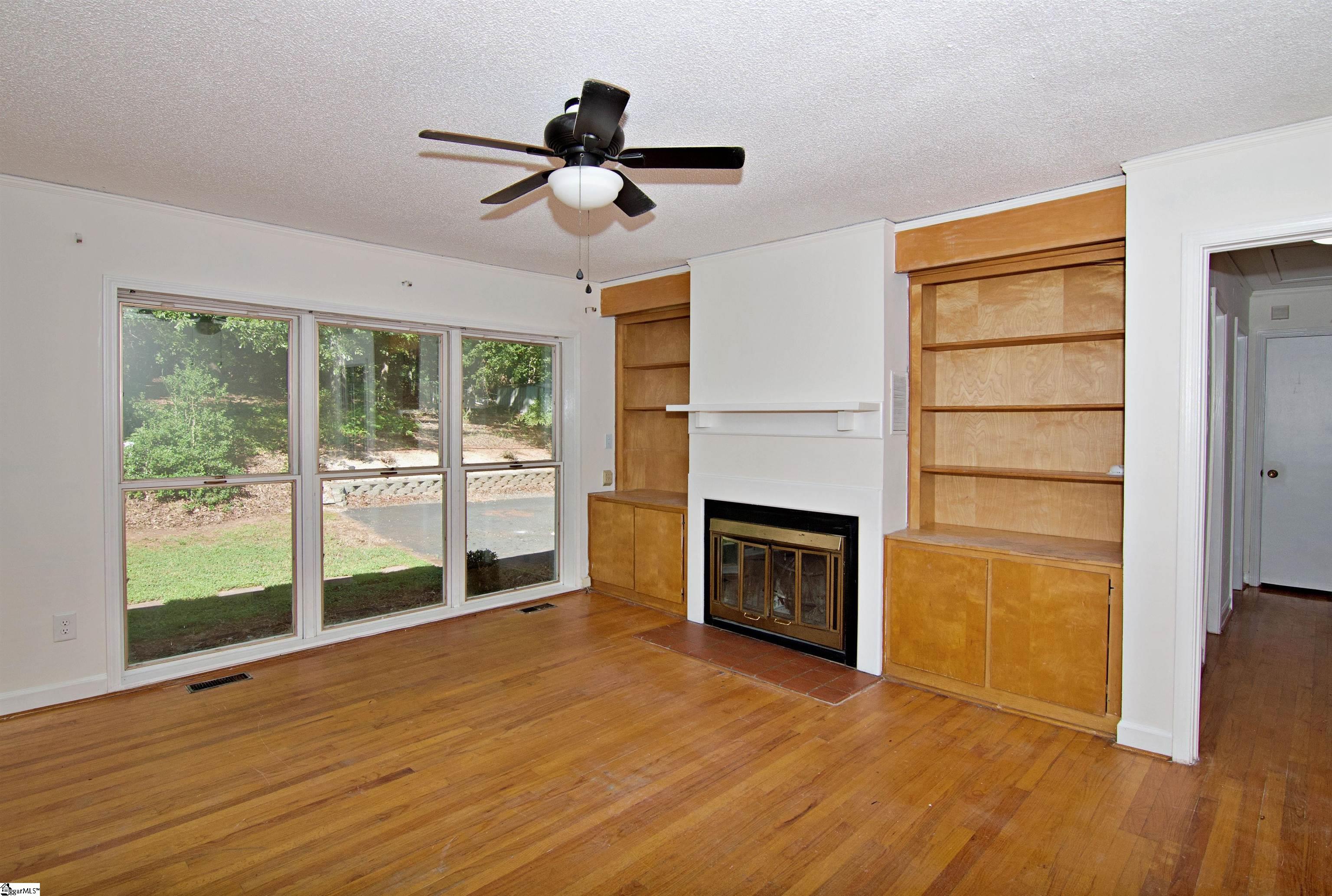 102 Broad Street Property Photo 13