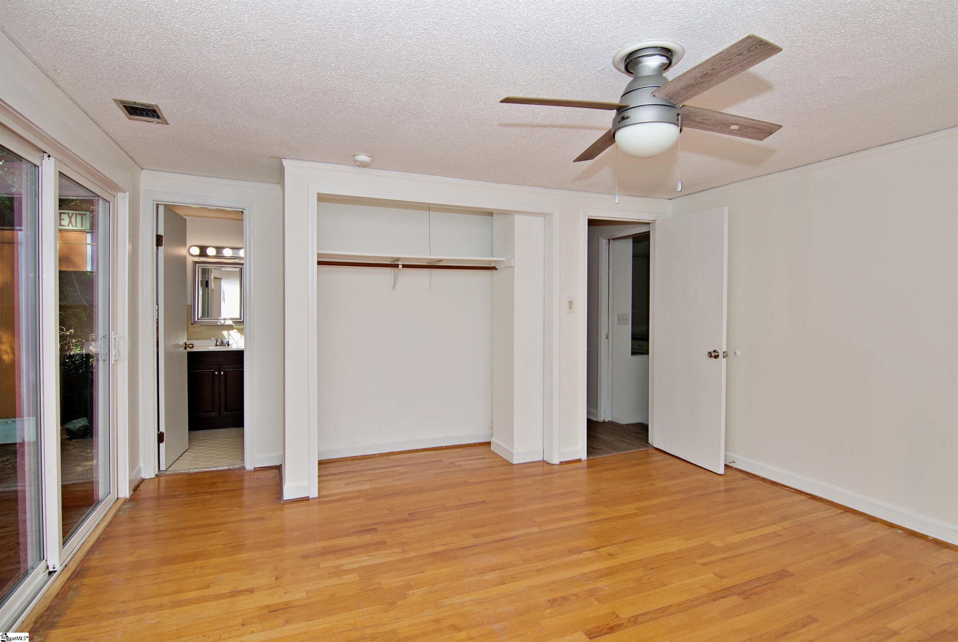 102 Broad Street Property Photo 18