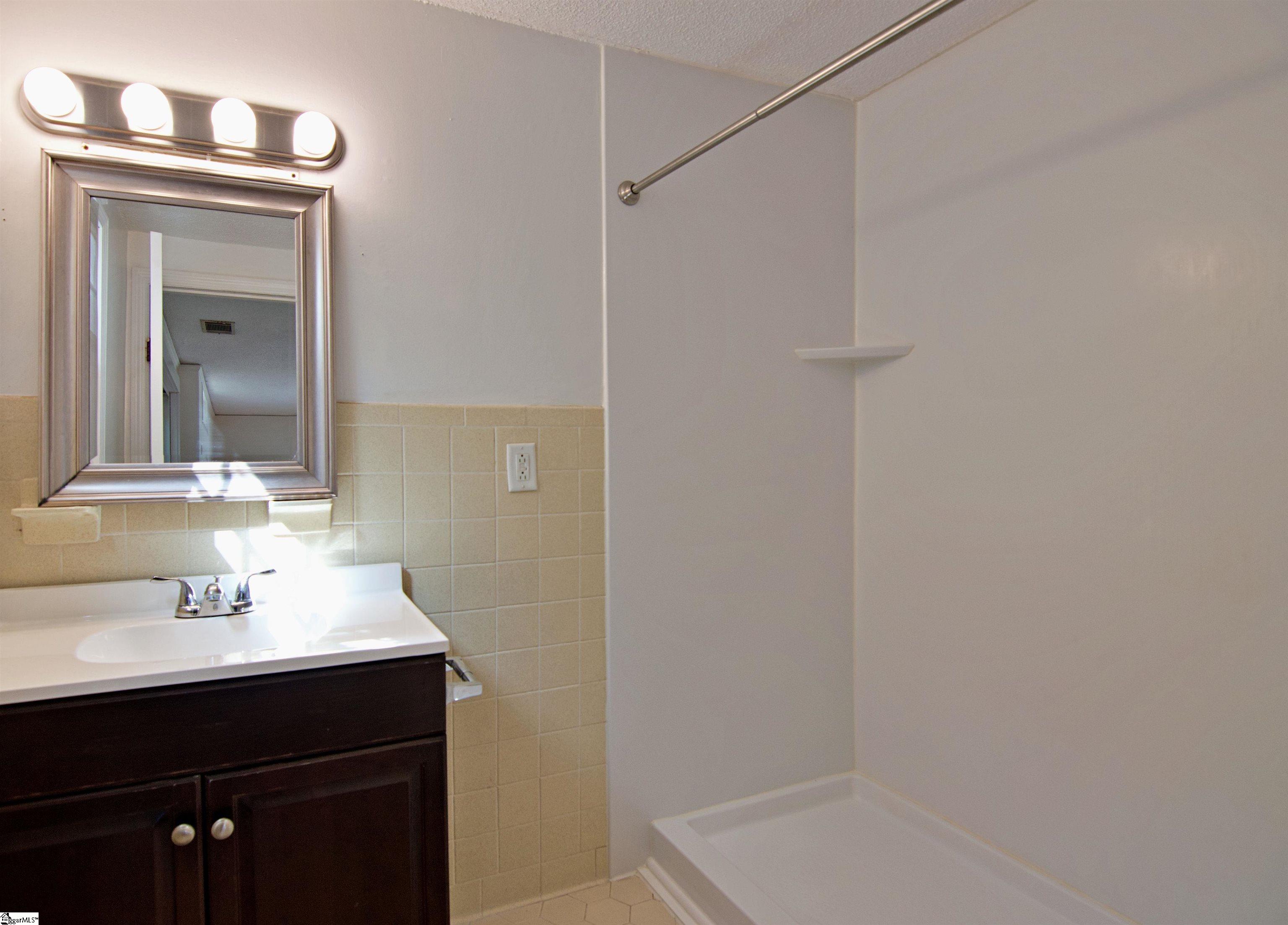102 Broad Street Property Photo 19