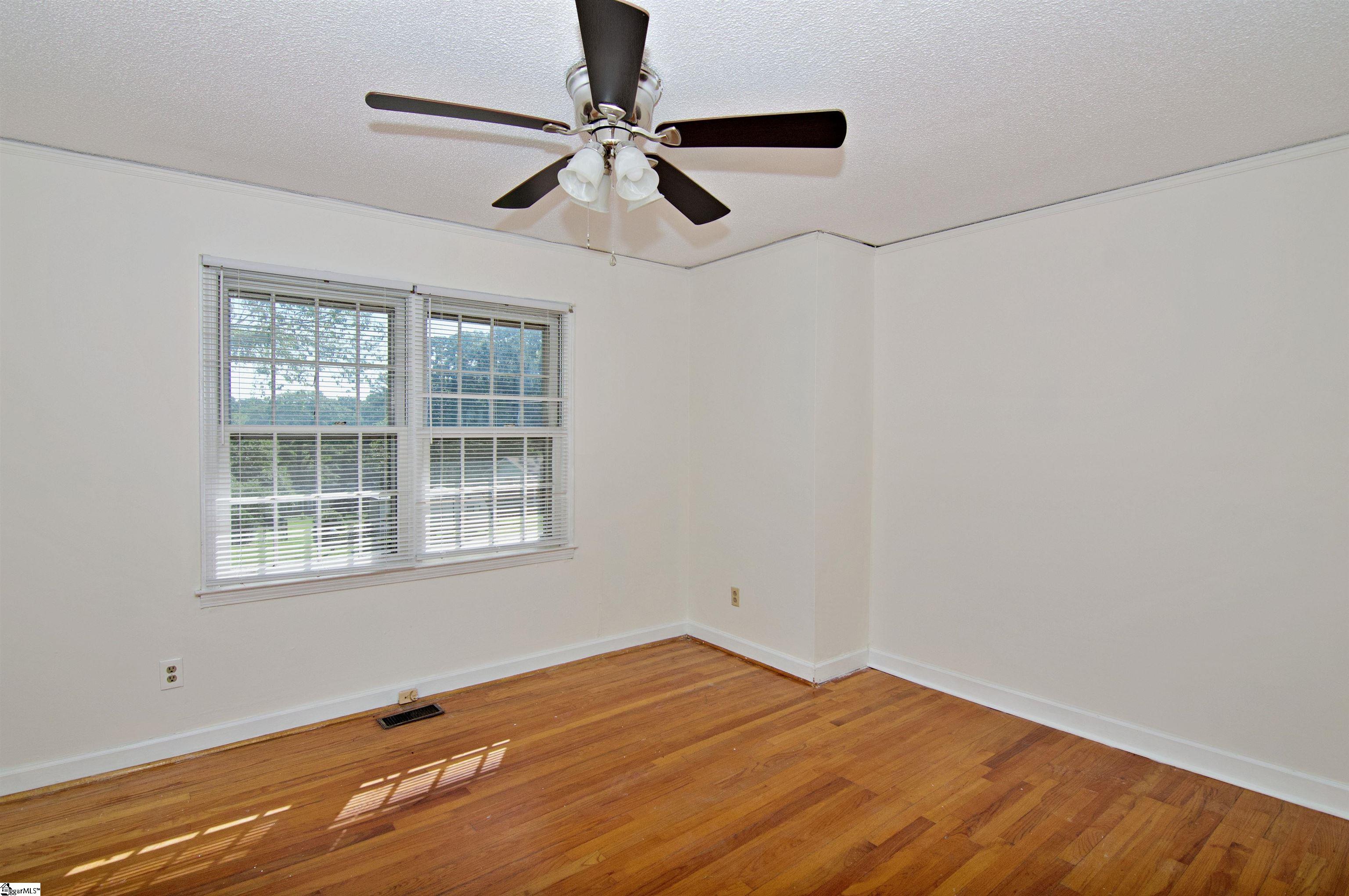 102 Broad Street Property Photo 22