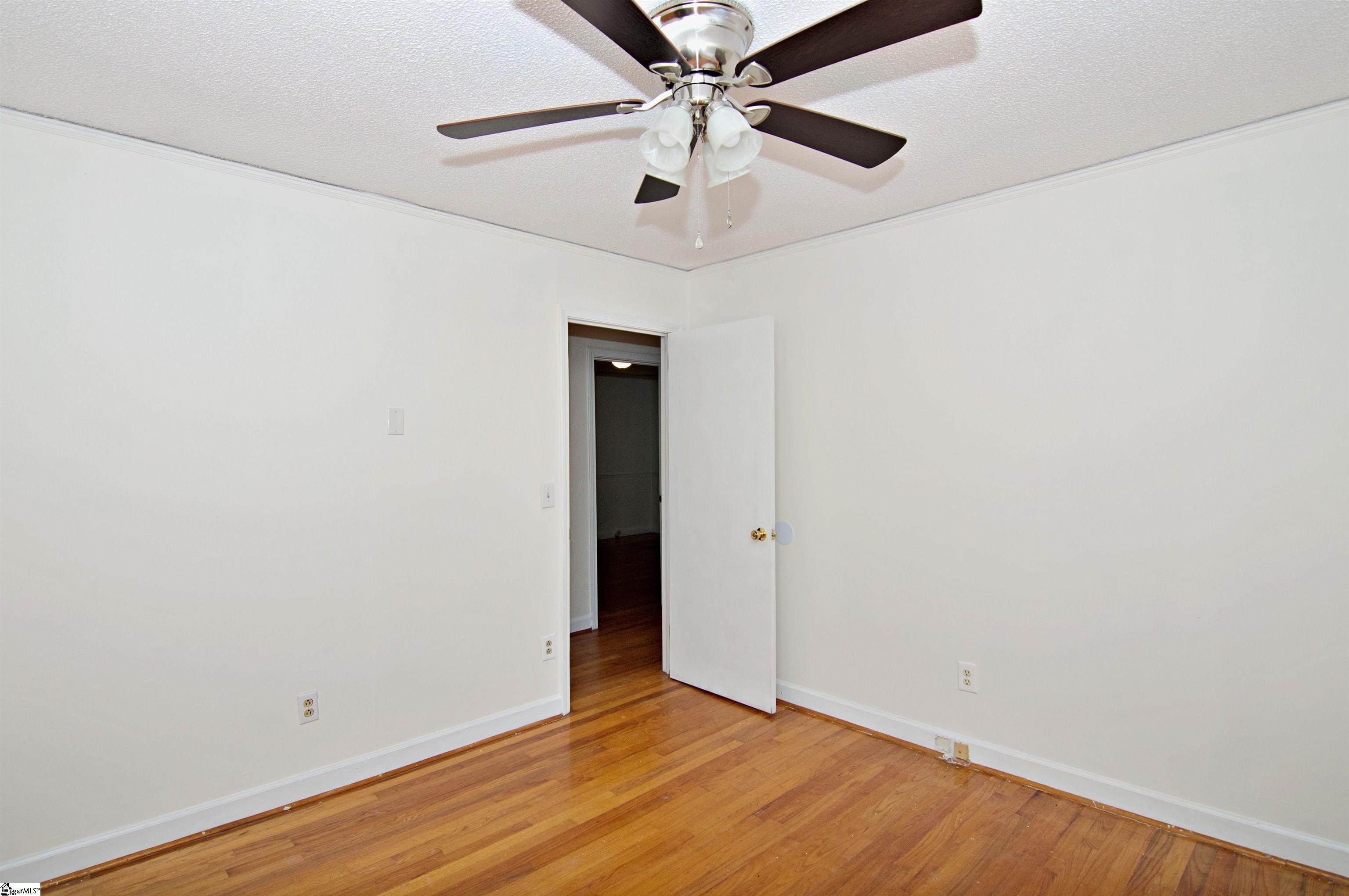 102 Broad Street Property Photo 23