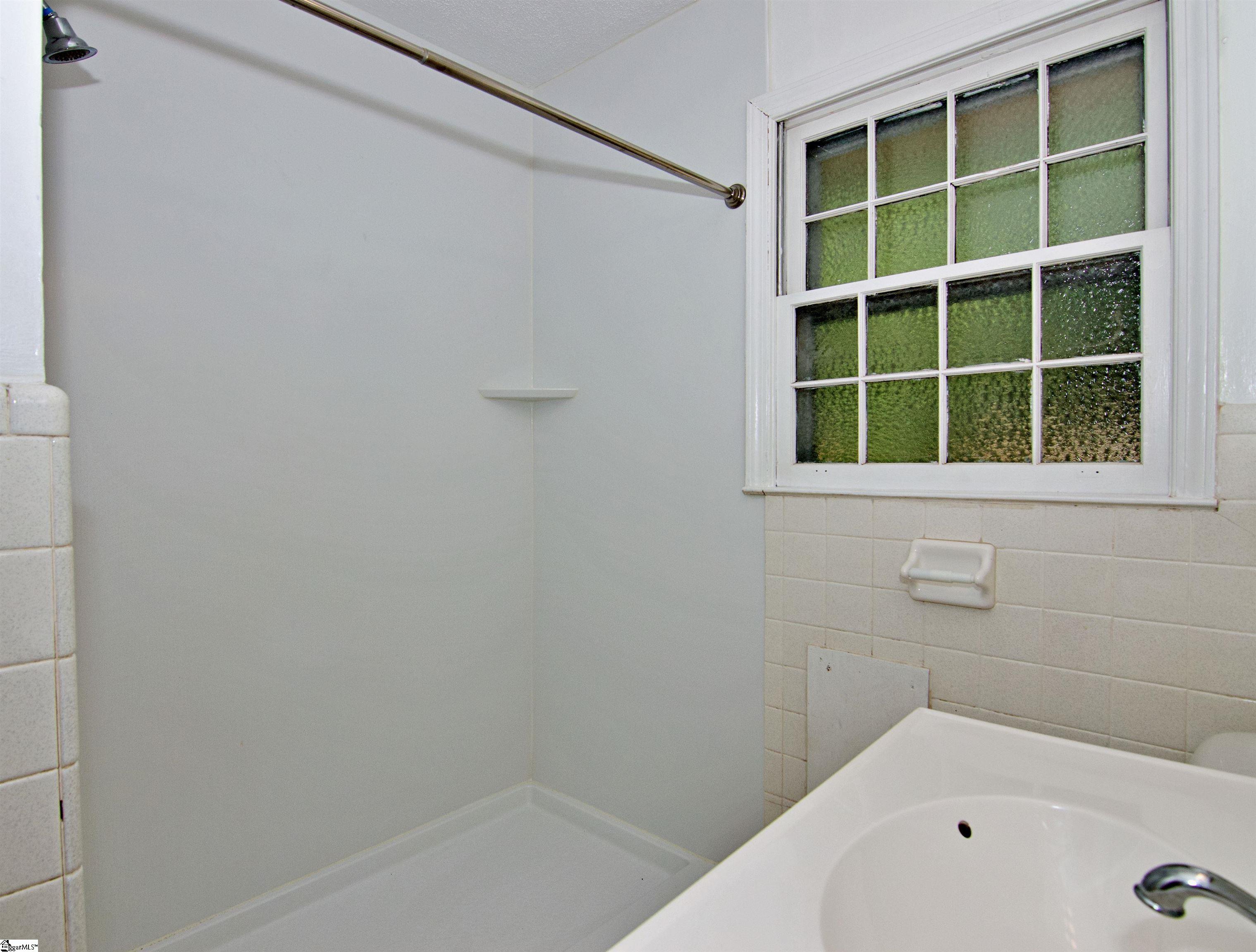 102 Broad Street Property Photo 29