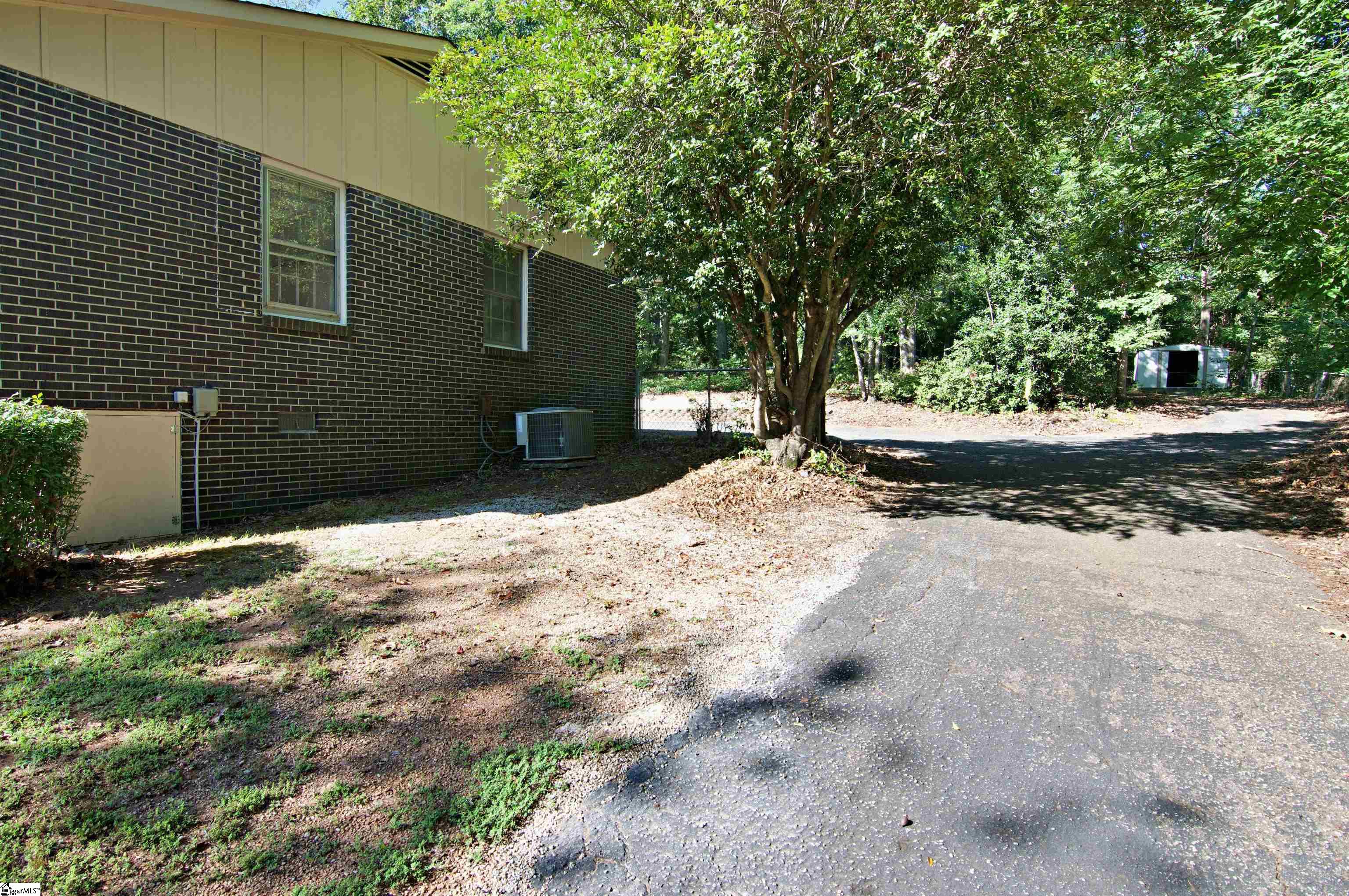 102 Broad Street Property Photo 32