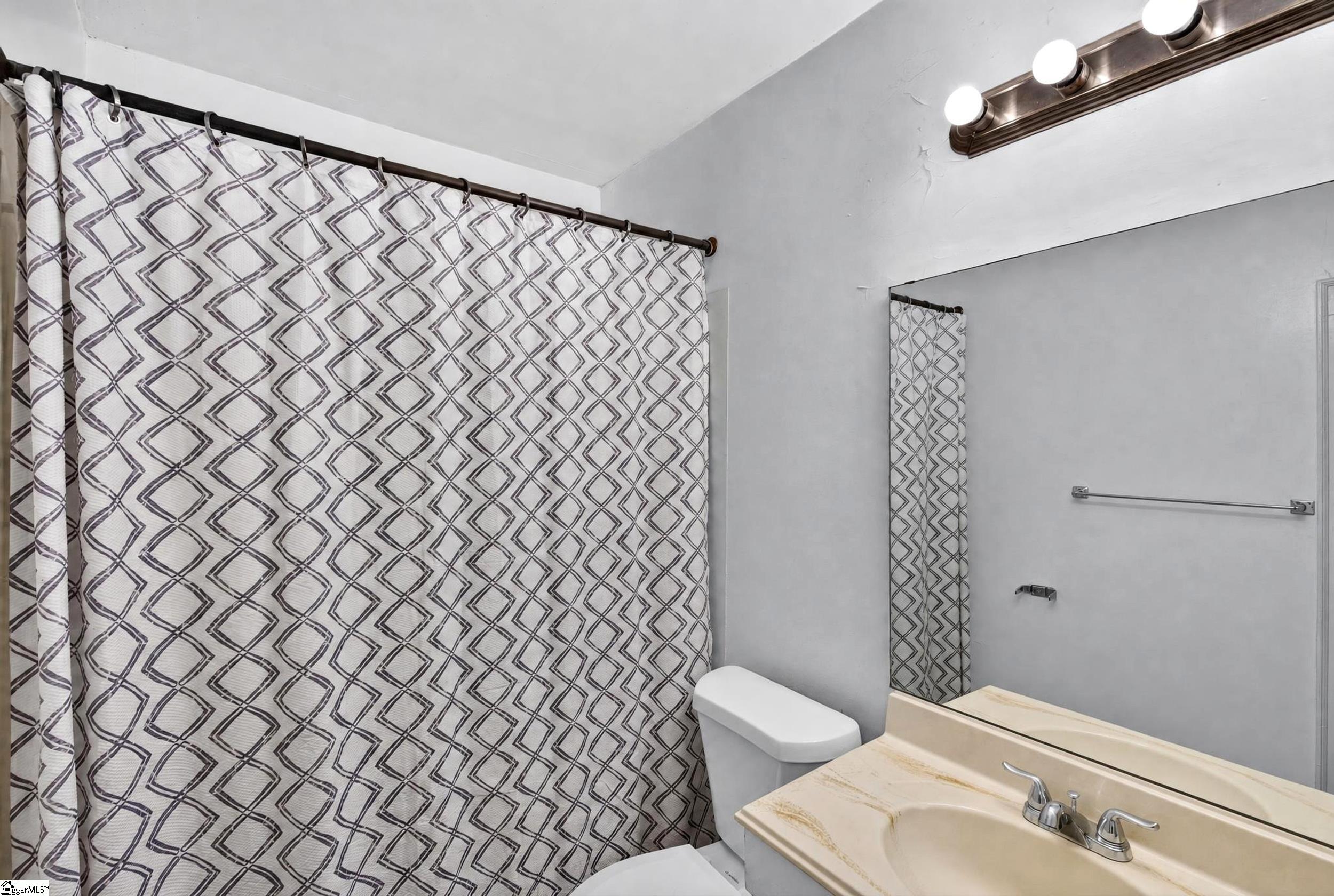 215 Crestone Drive Property Photo 10