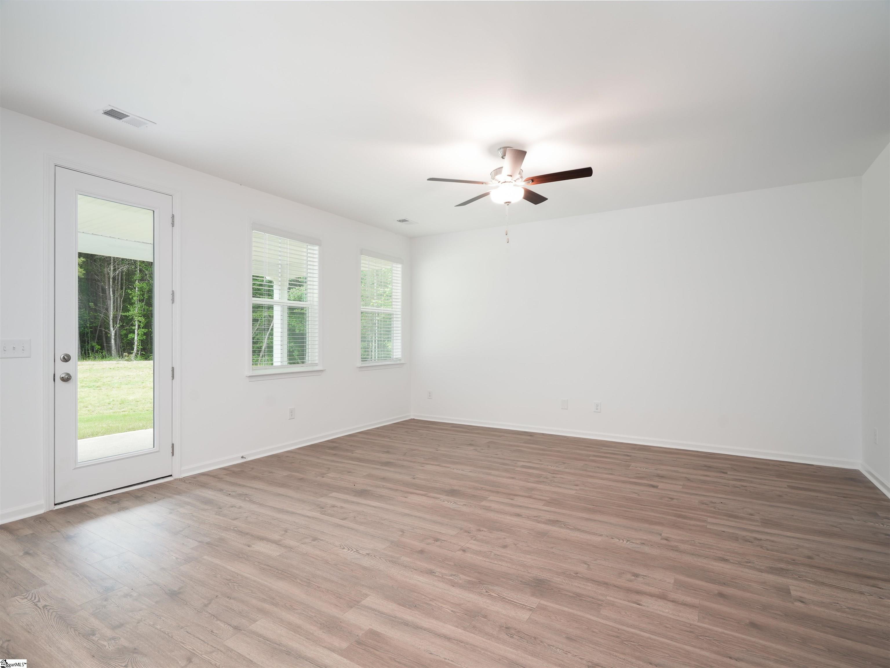295 Bryland Way Property Photo 6