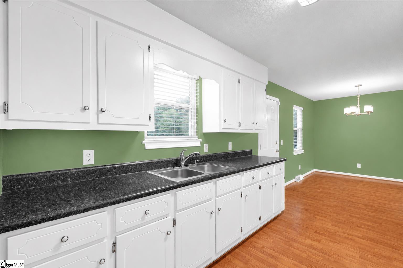 18 Genesis Court Property Photo 9