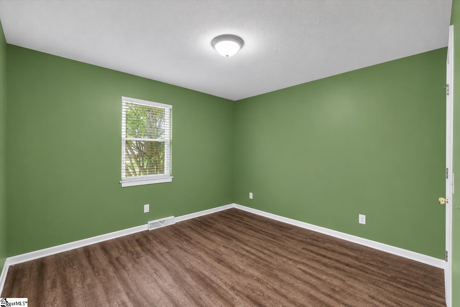 18 Genesis Court Property Photo 16