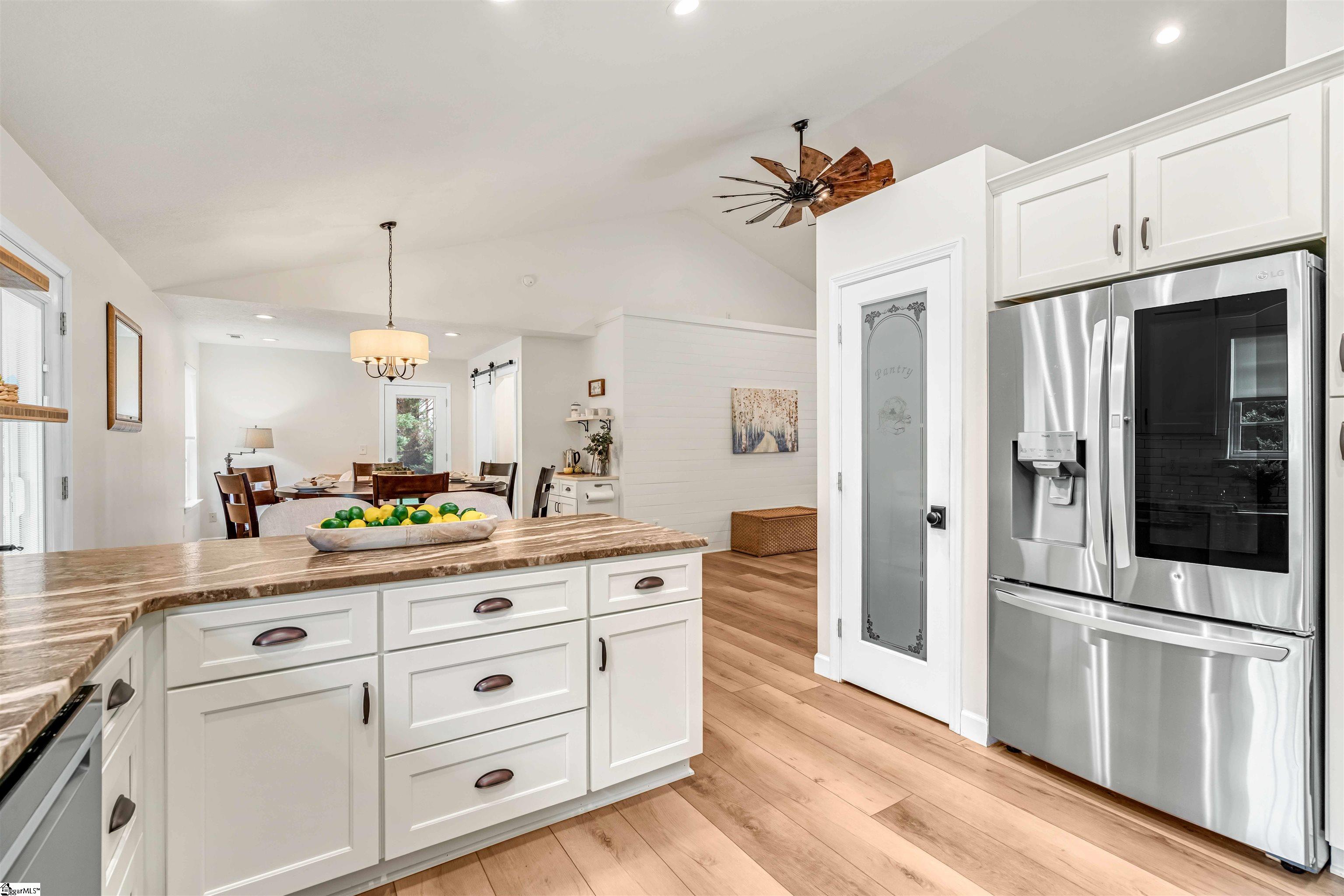 1 Berry Tree Court Property Photo 16