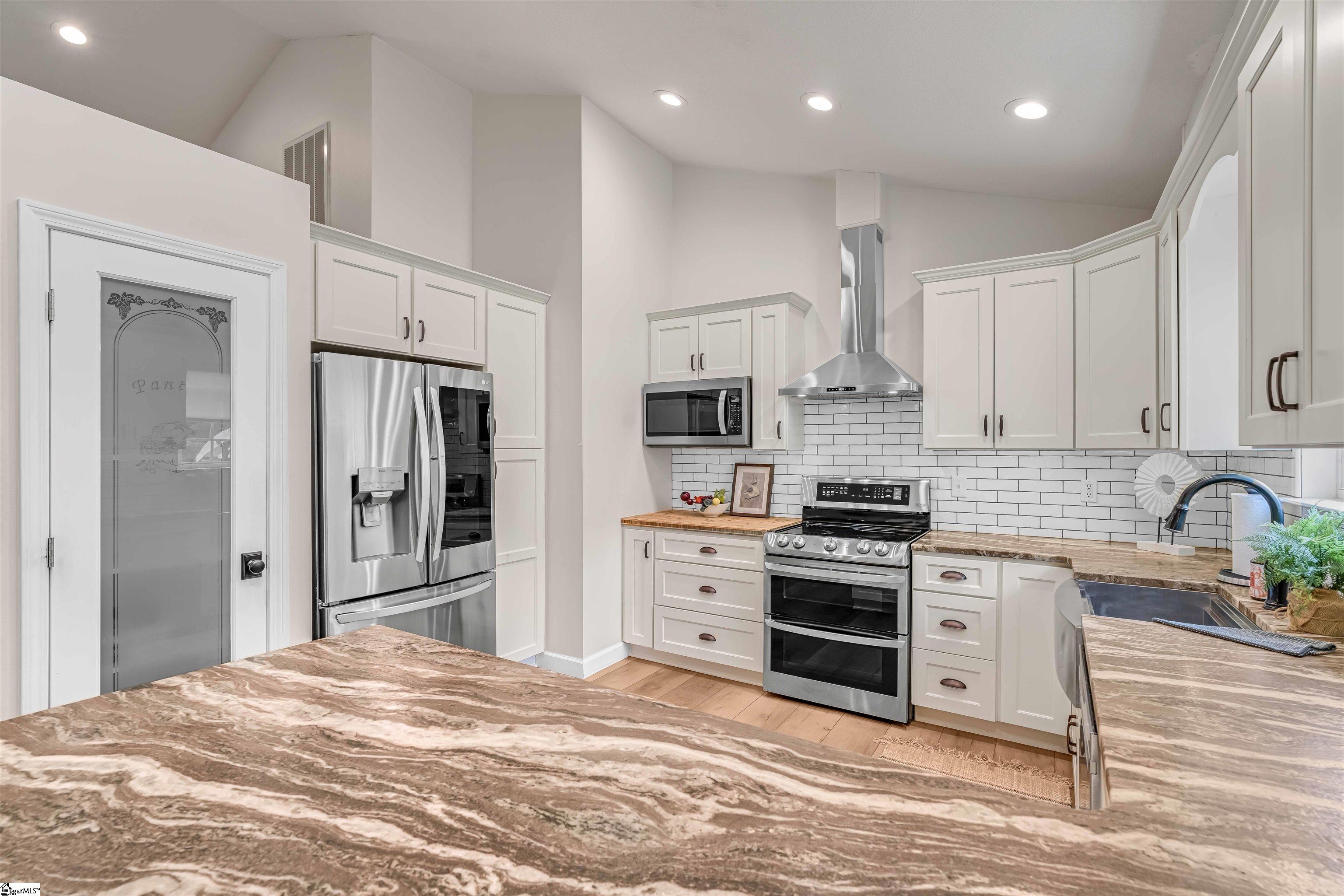 1 Berry Tree Court Property Photo 17