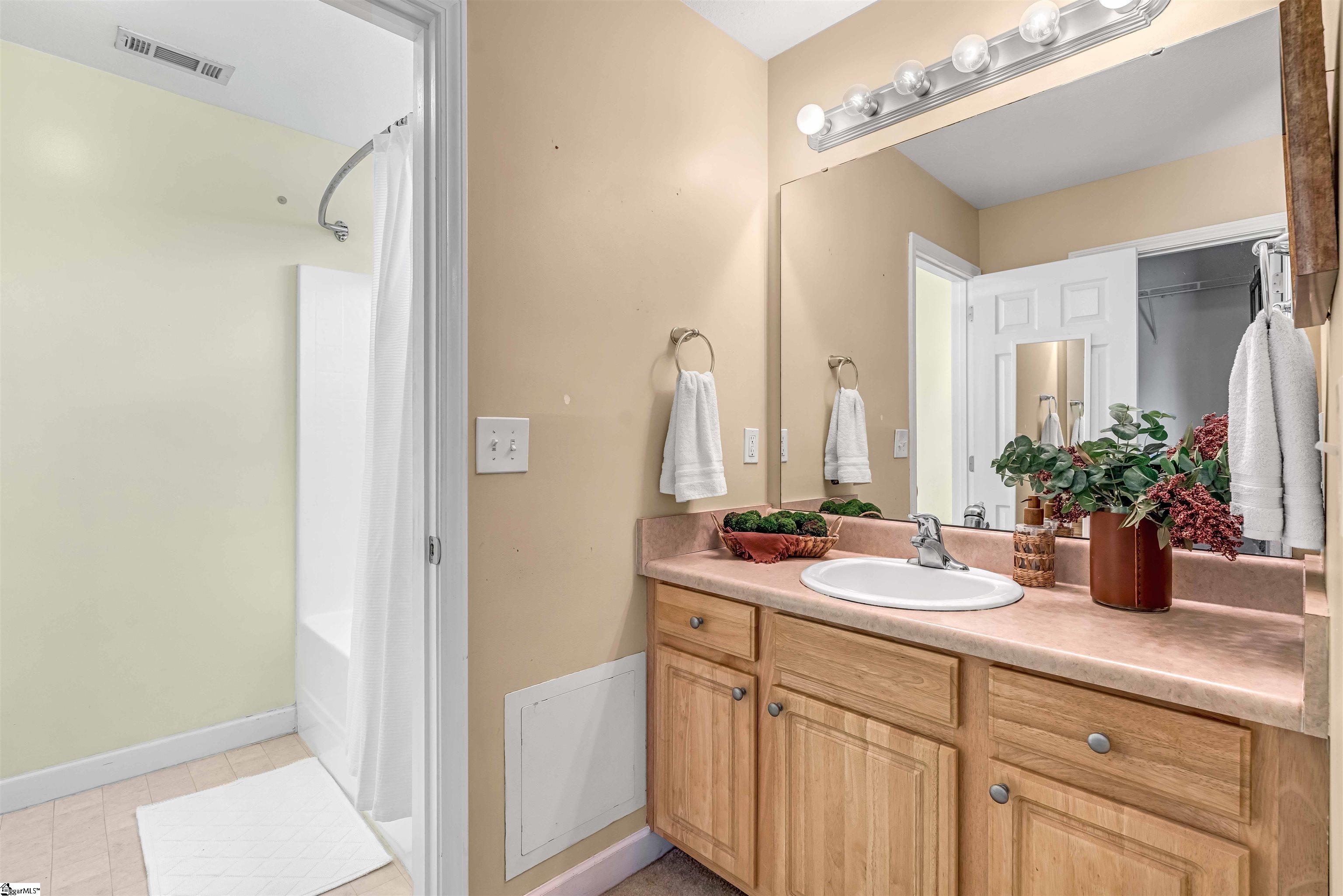 1 Berry Tree Court Property Photo 25